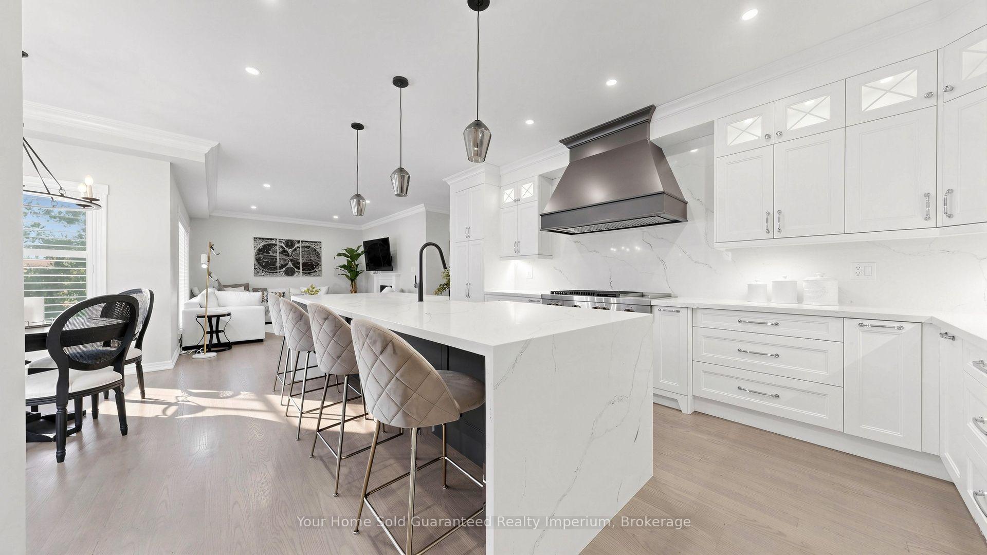 Photo 11 of 832 Darwin Drive, Pickering, Dunbarton — HOMEH