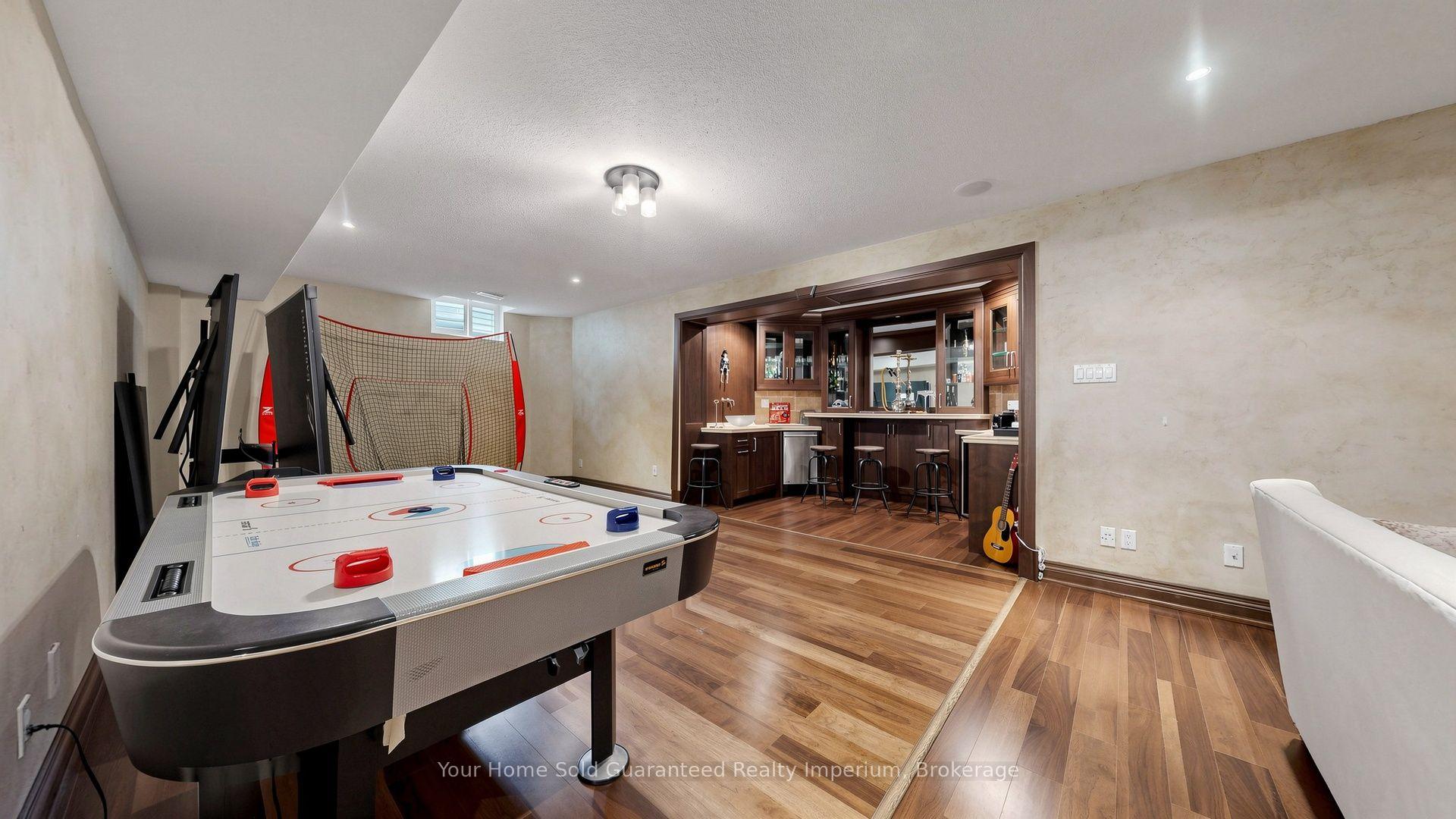 Photo 33 of 832 Darwin Drive, Pickering, Dunbarton — HOMEH