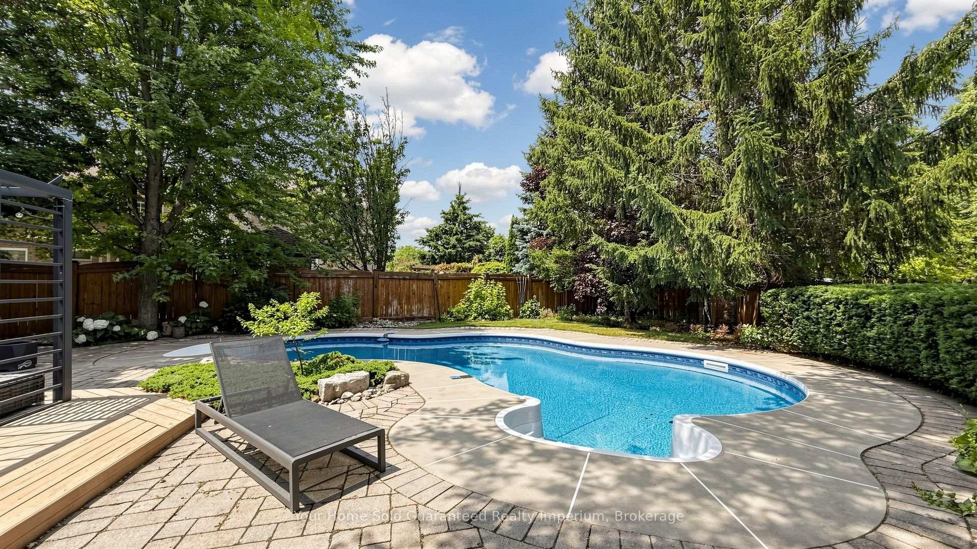 Photo 36 of 832 Darwin Drive, Pickering, Dunbarton — HOMEH