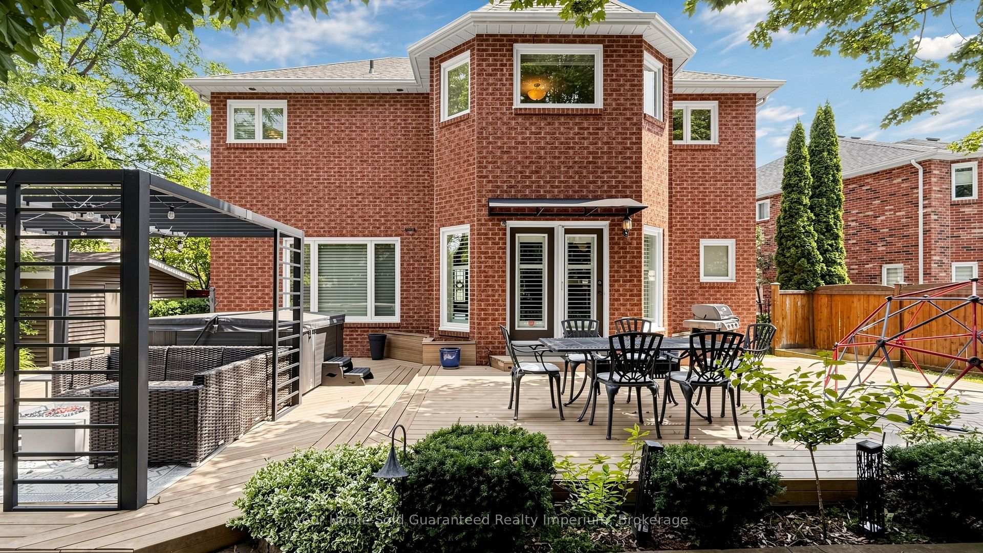 Photo 42 of 832 Darwin Drive, Pickering, Dunbarton — HOMEH