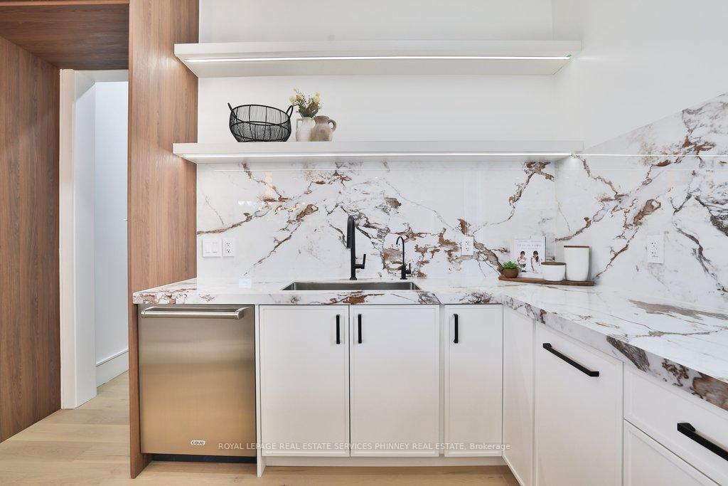 Photo 12 of 1143 Kane Road, Mississauga, Lorne Park — HOMEH