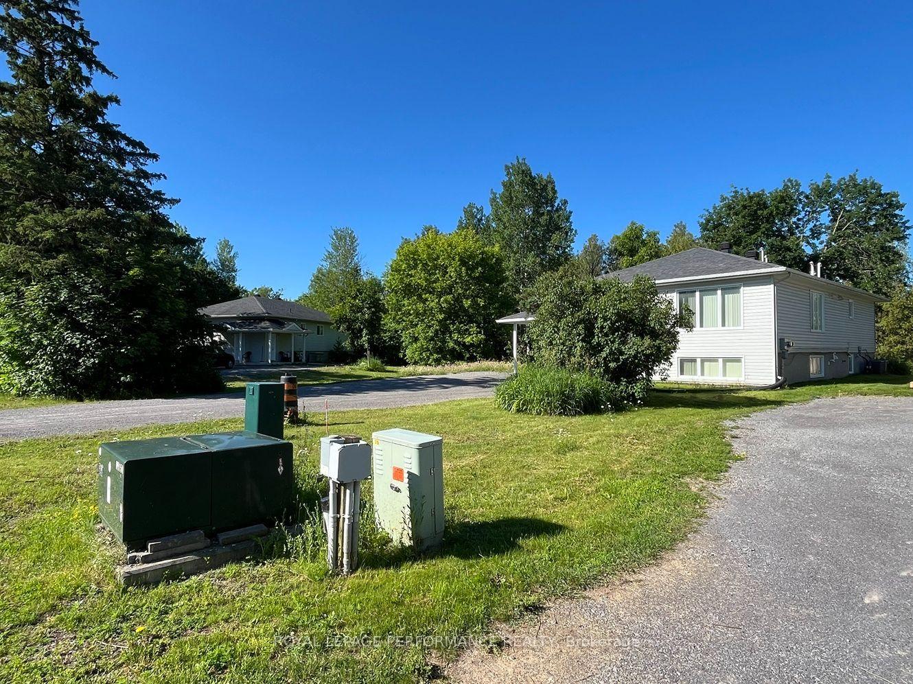 Photo of 37 and 35A Cloverloft Court
