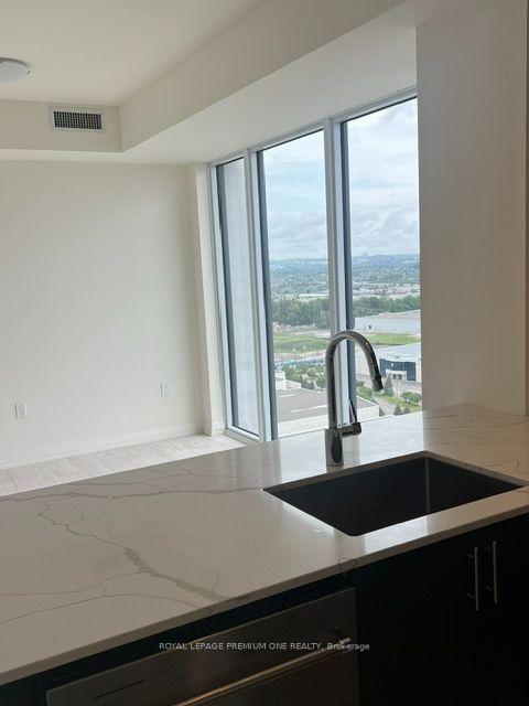 Photo 10 of Unit 1920, 8960 Jane Street, Vaughan, Concord — HOMEH