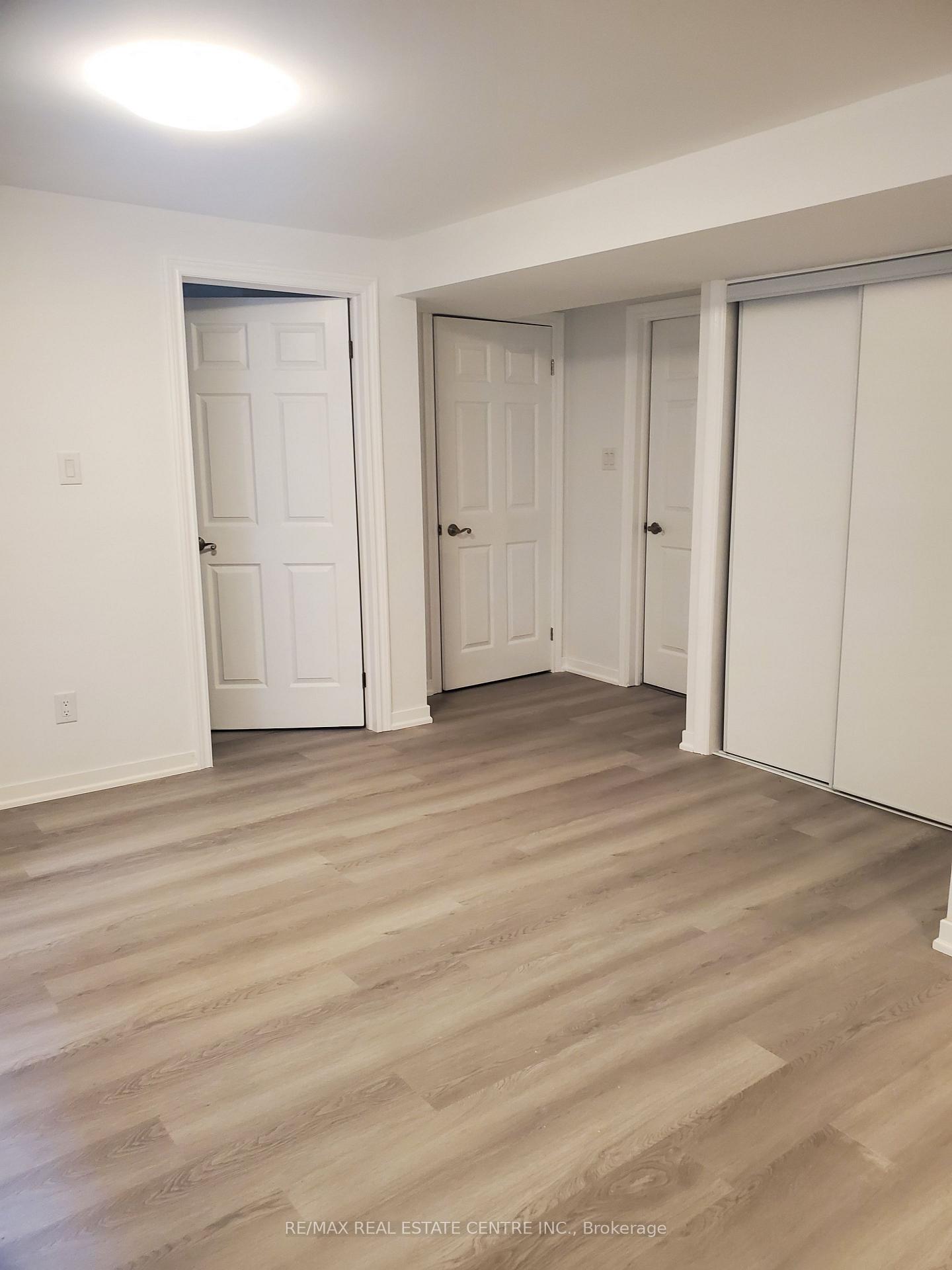 Photo 3 of Unit Basement, 1118 Lambton Drive, Oakville, Clearview — HOMEH