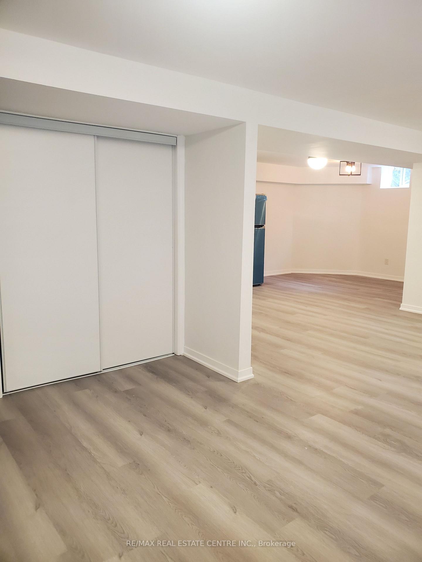 Photo 5 of Unit Basement, 1118 Lambton Drive, Oakville, Clearview — HOMEH