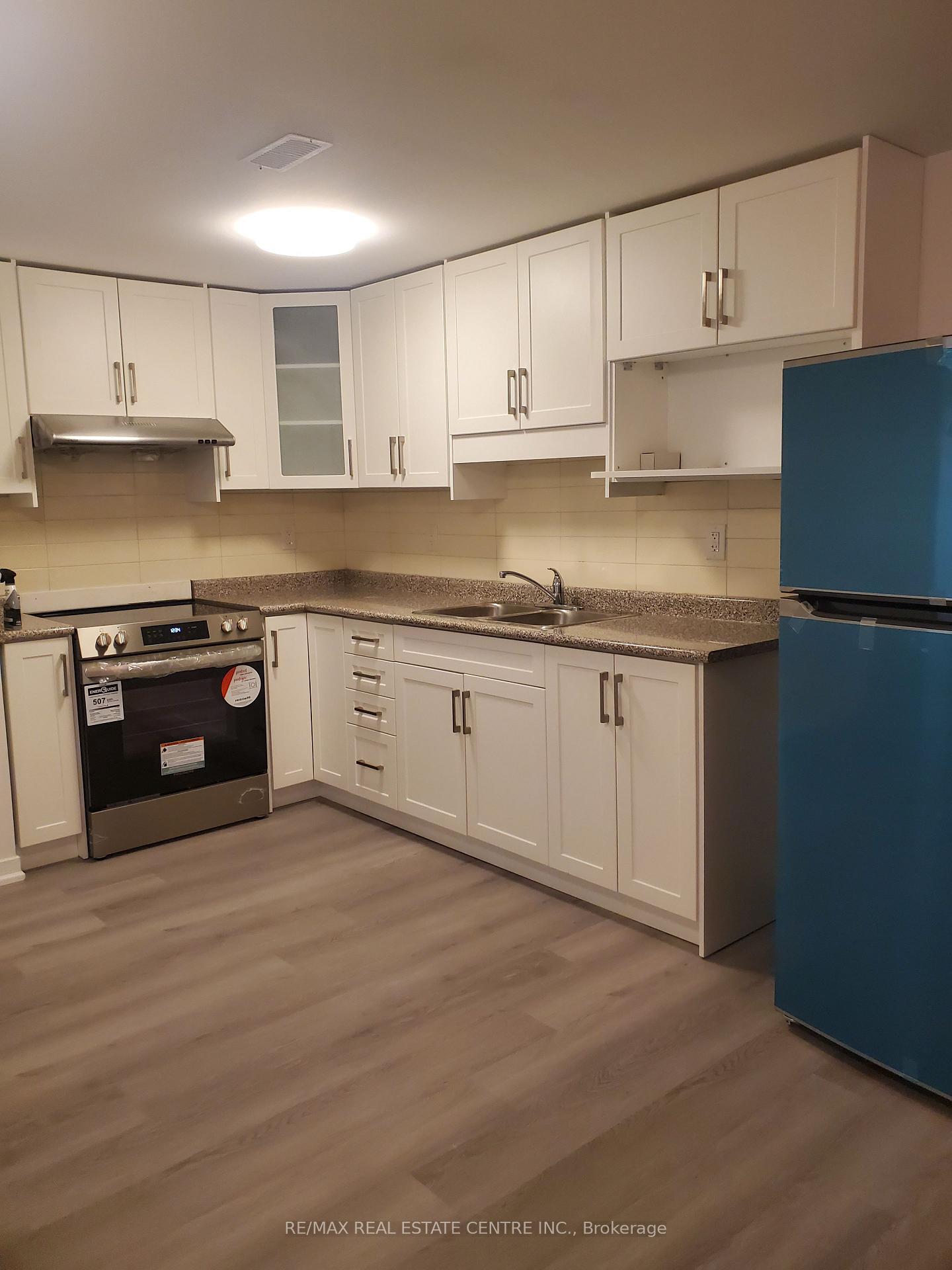 Photo 8 of Unit Basement, 1118 Lambton Drive, Oakville, Clearview — HOMEH