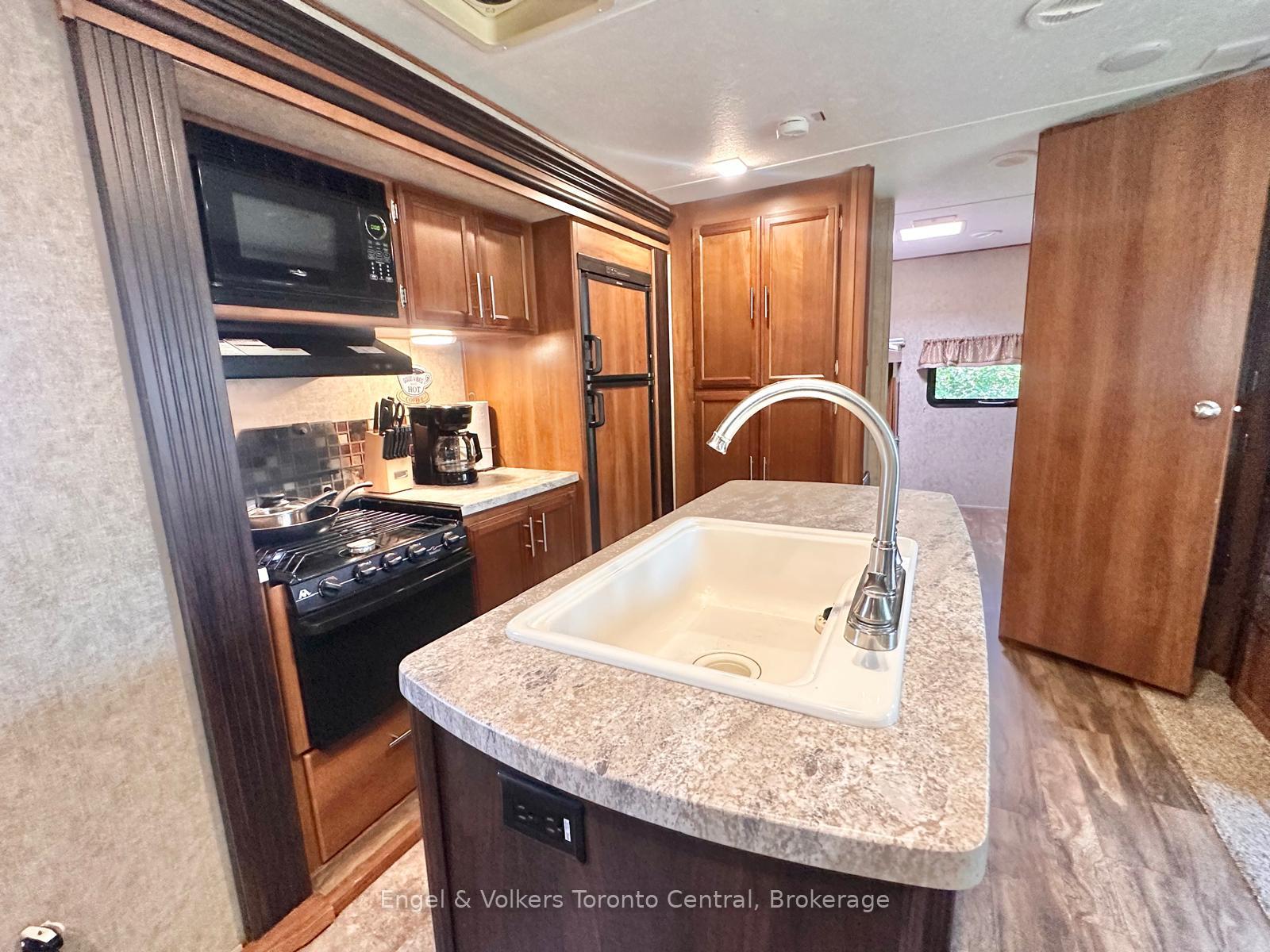Photo 5 of Unit H 15, 7489 Sideraod 5 E, Wellington North, Rural Wellington North — HOMEH