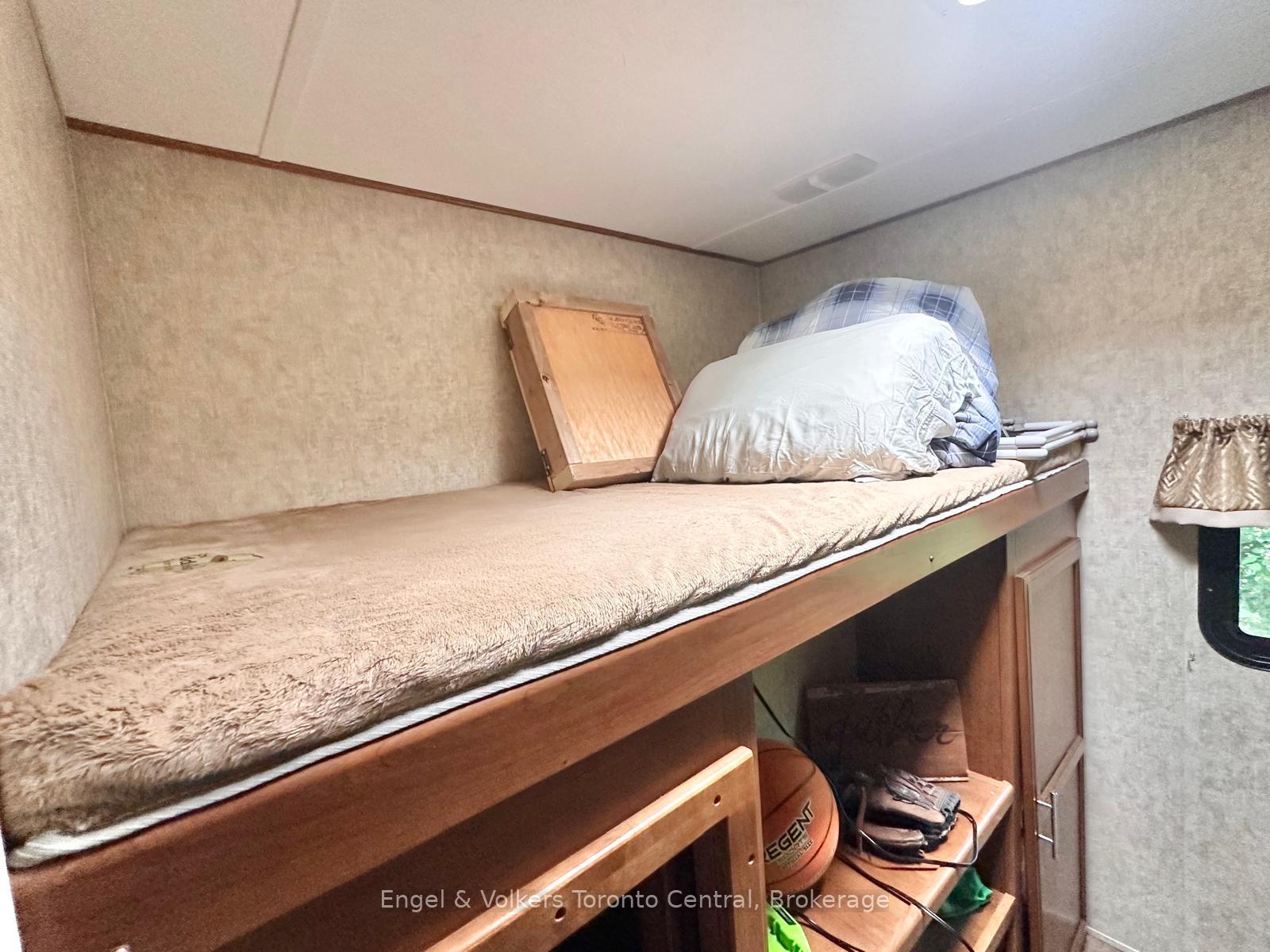 Photo 13 of Unit H 15, 7489 Sideraod 5 E, Wellington North, Rural Wellington North — HOMEH