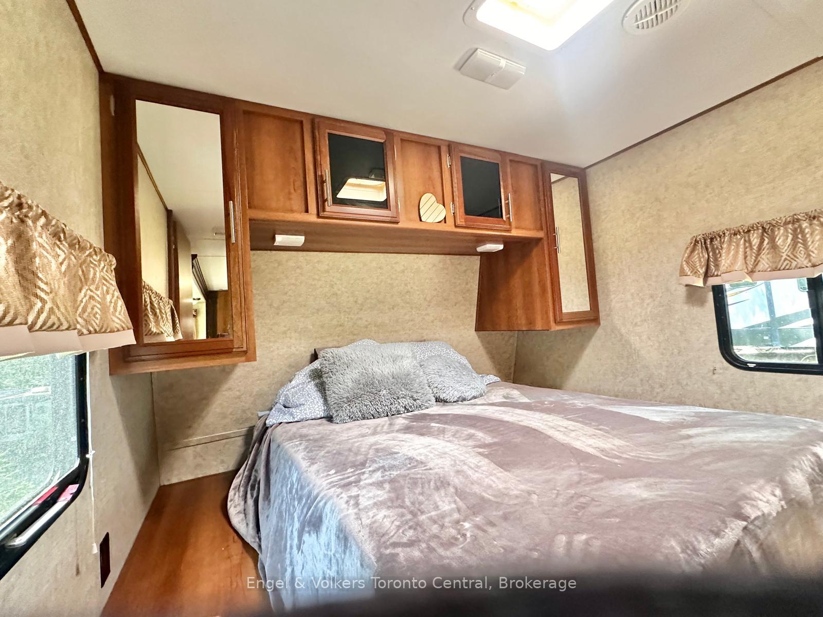 Photo 18 of Unit H 15, 7489 Sideraod 5 E, Wellington North, Rural Wellington North — HOMEH
