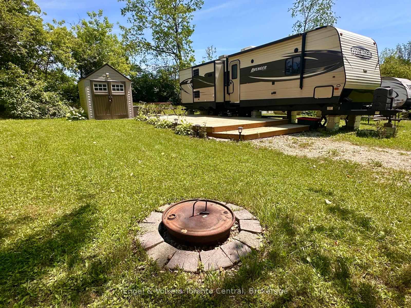 Photo 35 of Unit H 15, 7489 Sideraod 5 E, Wellington North, Rural Wellington North — HOMEH