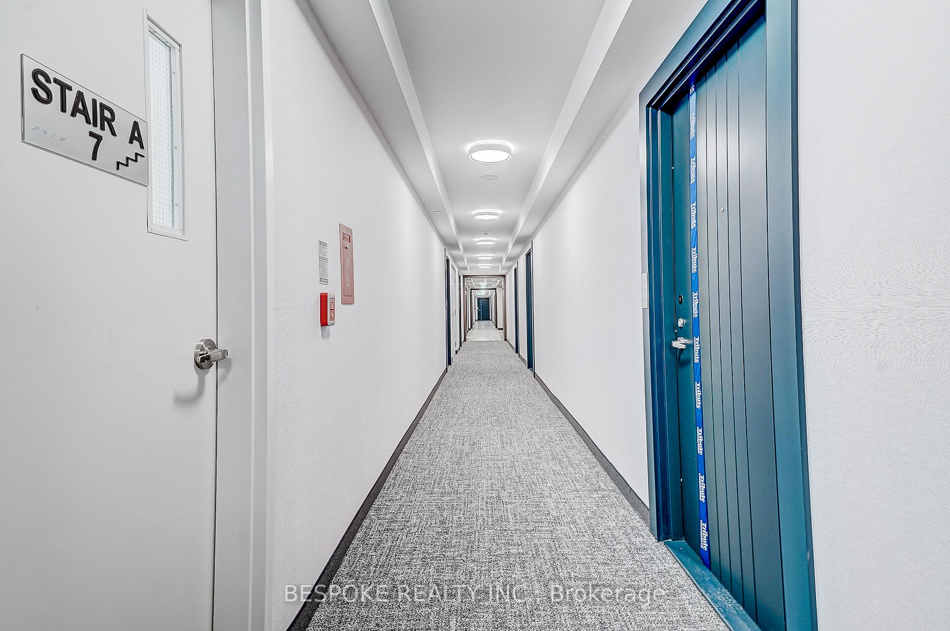 Photo 3 of Unit 704, 2545 Simcoe Street N, Oshawa, Windfields — HOMEH