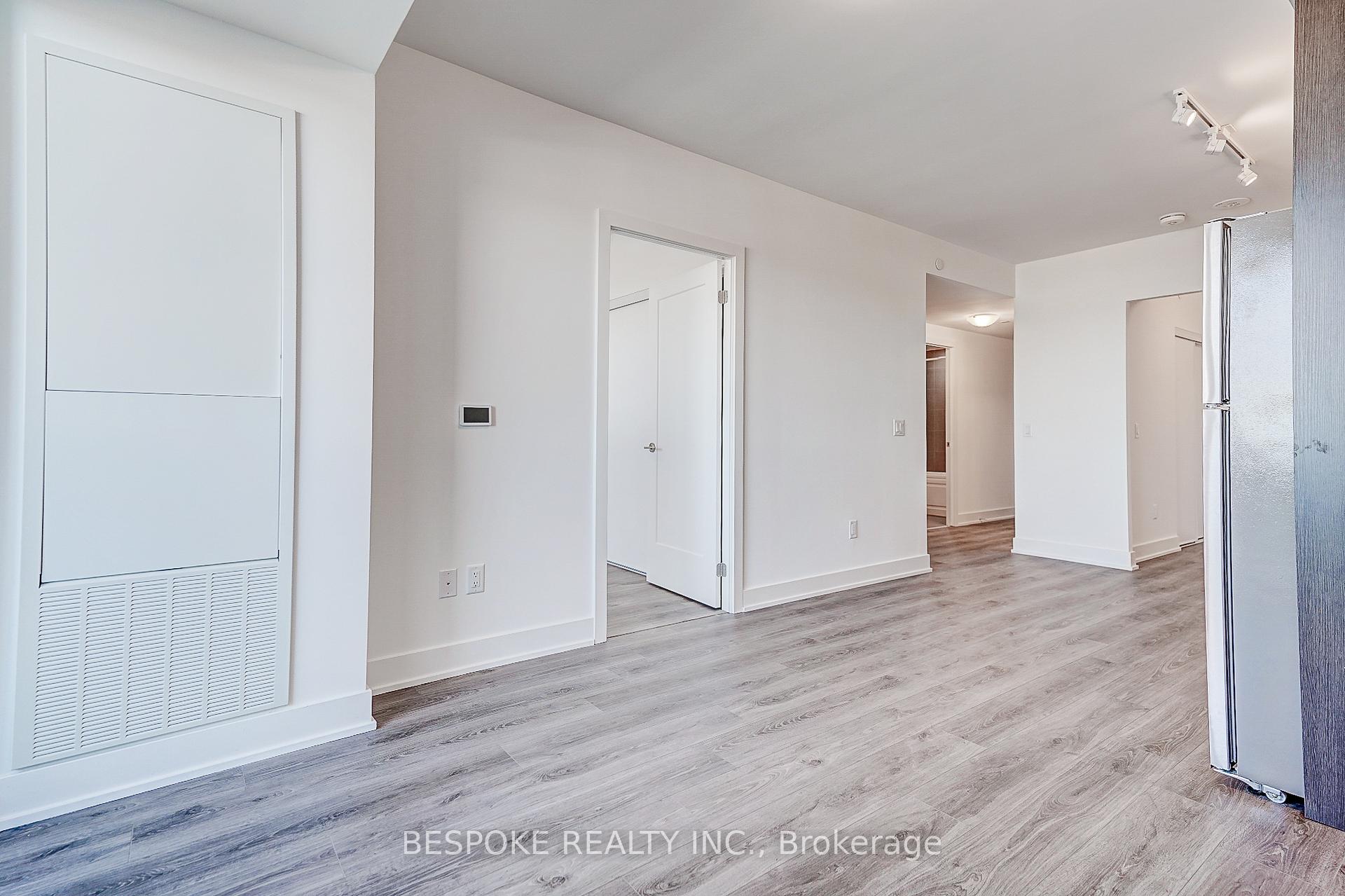 Photo 12 of Unit 704, 2545 Simcoe Street N, Oshawa, Windfields — HOMEH