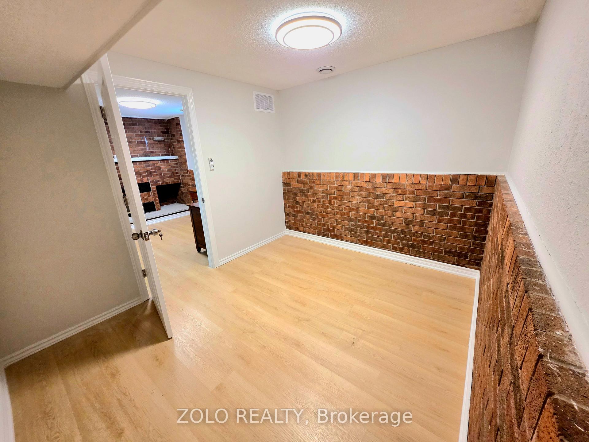 Photo 6 of 4233 Greybrook Crescent, Mississauga, Rathwood — HOMEH
