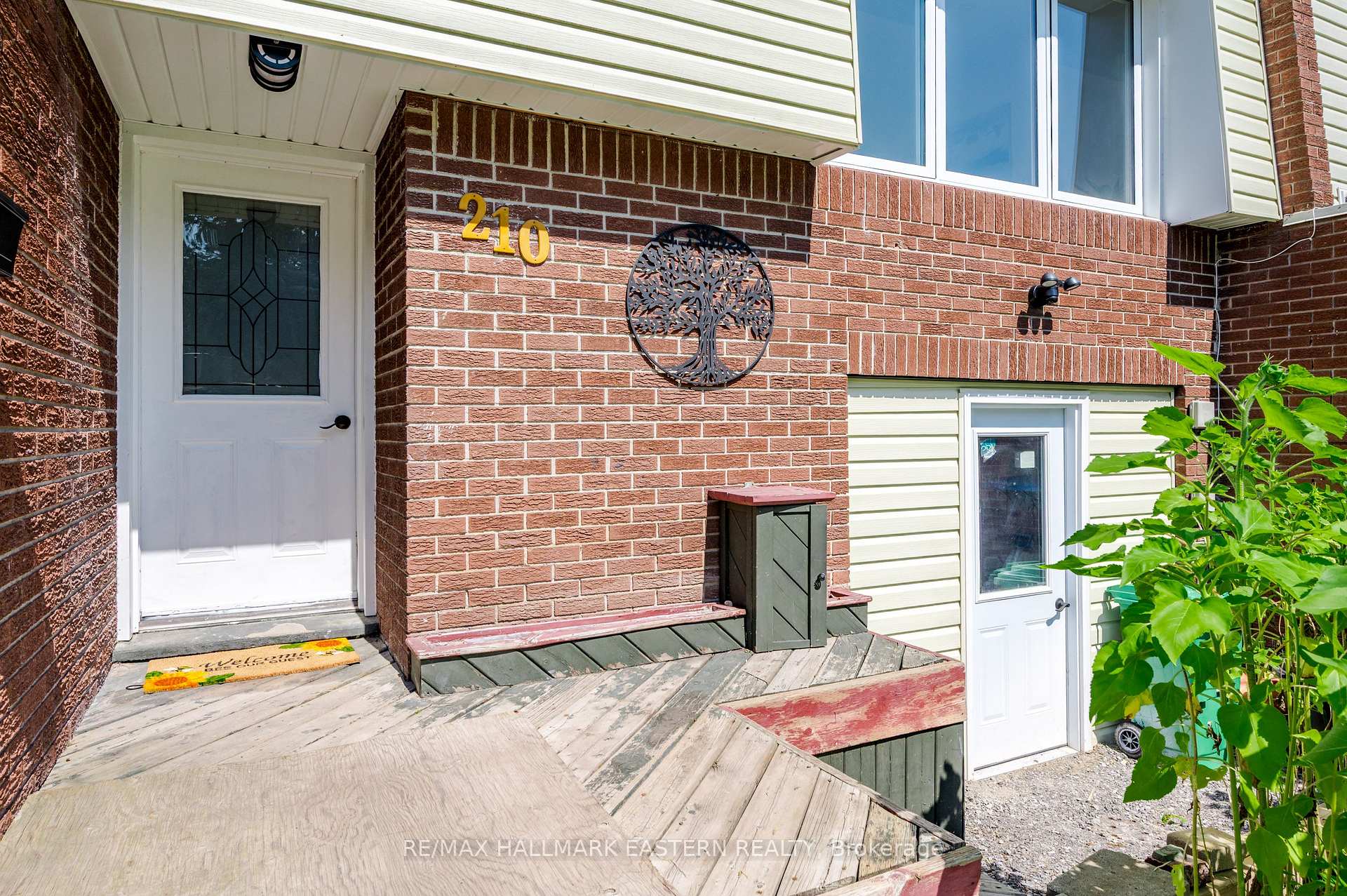 Photo 39 of 210 Maxwell Avenue, Peterborough, Ashburnham Ward 4 — HOMEH