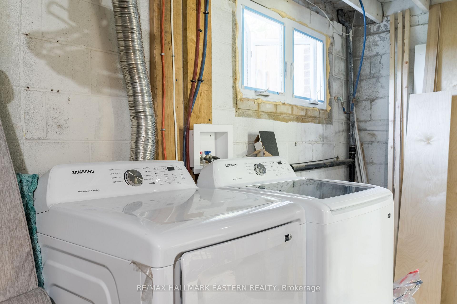 Photo 29 of 210 Maxwell Avenue, Peterborough, Ashburnham Ward 4 — HOMEH