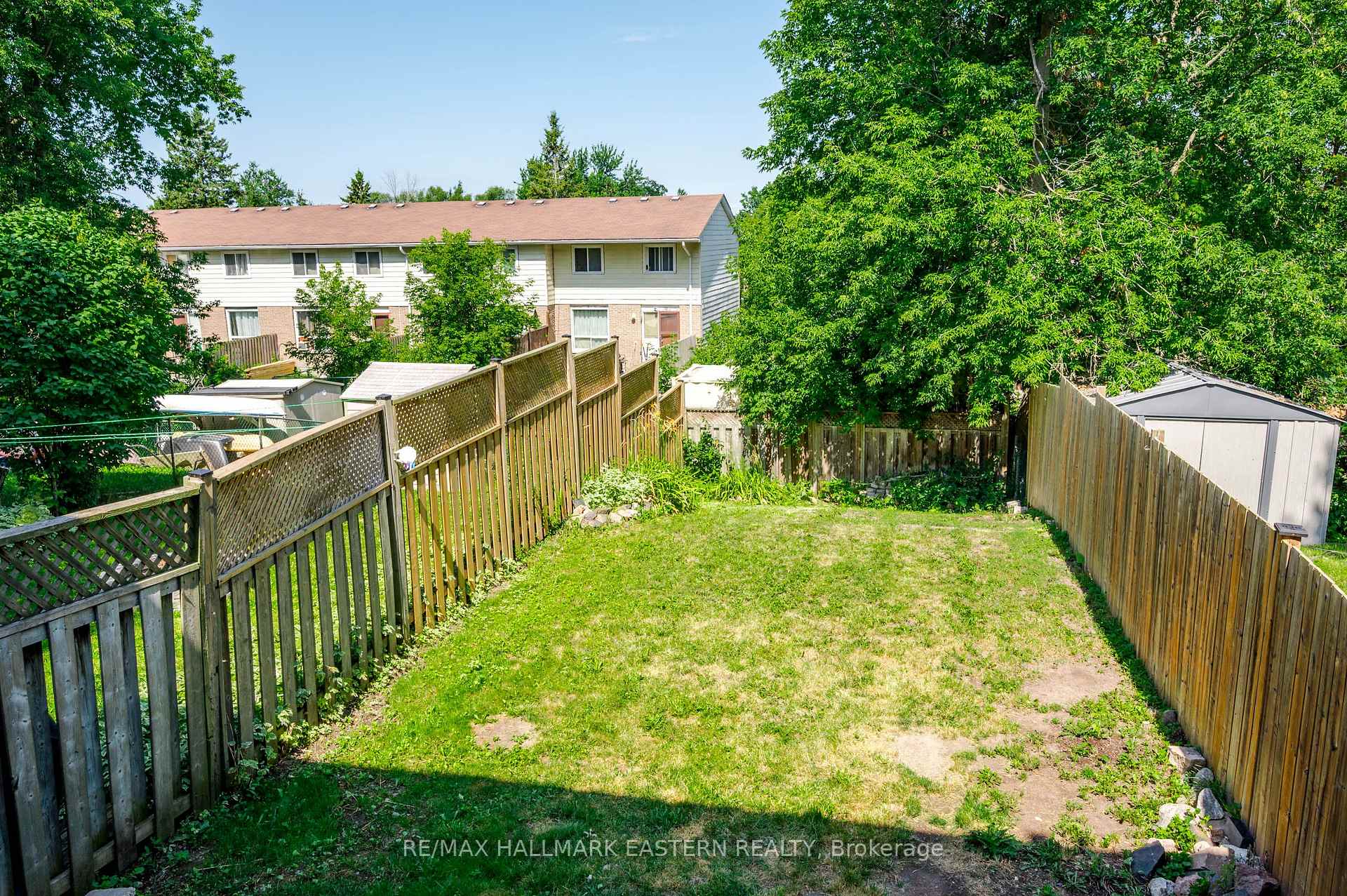 Photo 33 of 210 Maxwell Avenue, Peterborough, Ashburnham Ward 4 — HOMEH