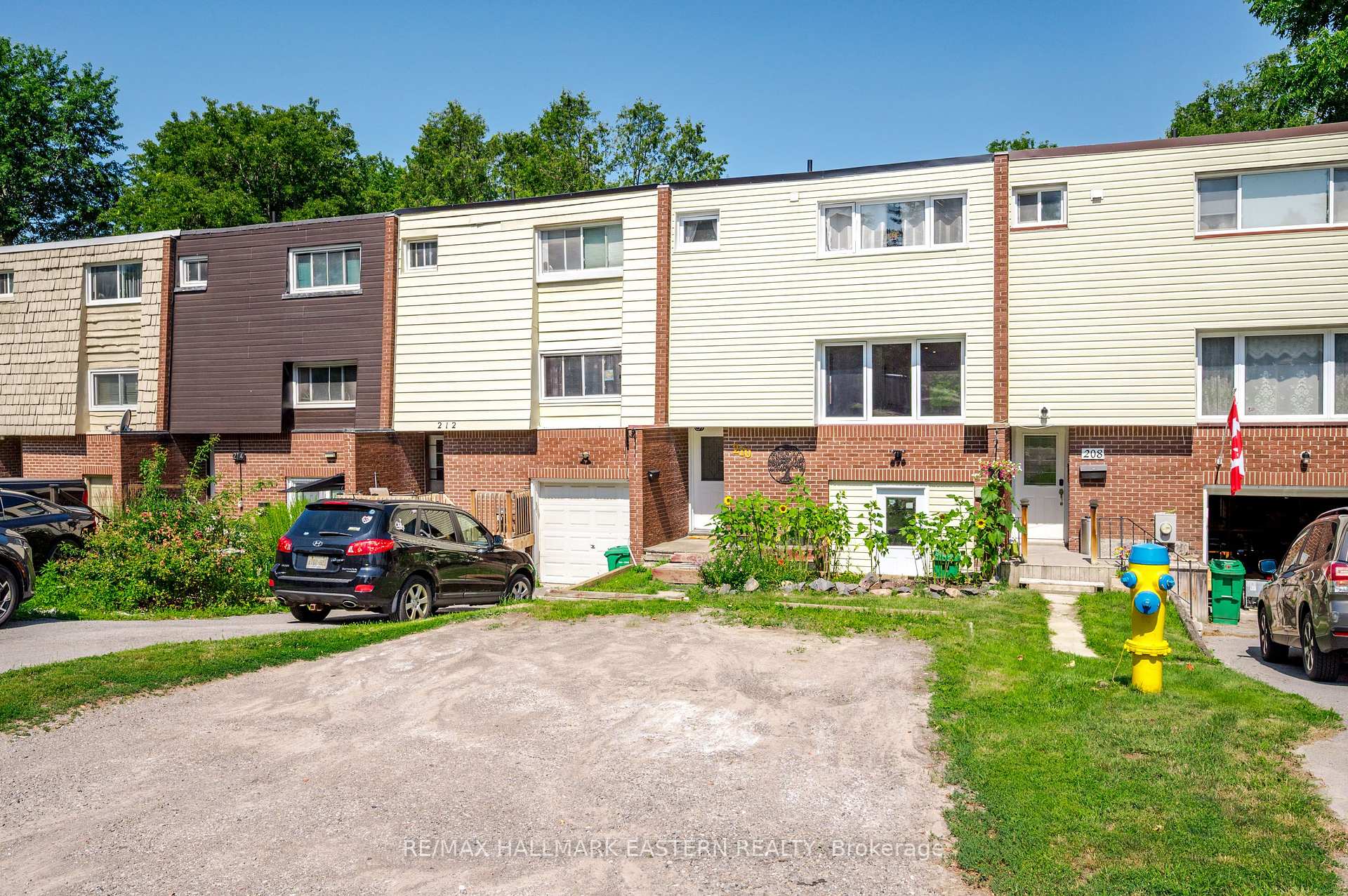 Photo 38 of 210 Maxwell Avenue, Peterborough, Ashburnham Ward 4 — HOMEH