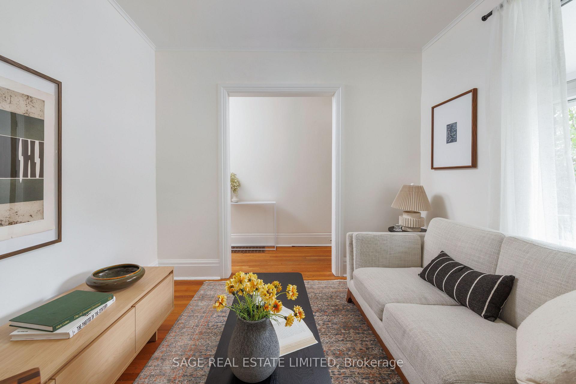 Photo 8 of 250 Springdale Boulevard, Toronto, Danforth Village-East York — HOMEH