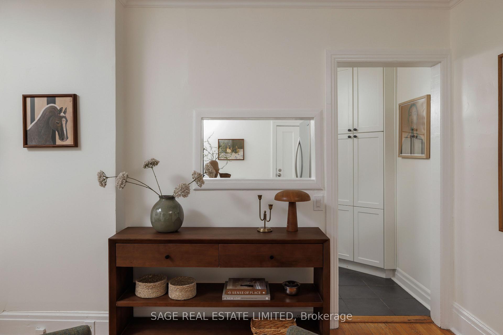 Photo 12 of 250 Springdale Boulevard, Toronto, Danforth Village-East York — HOMEH