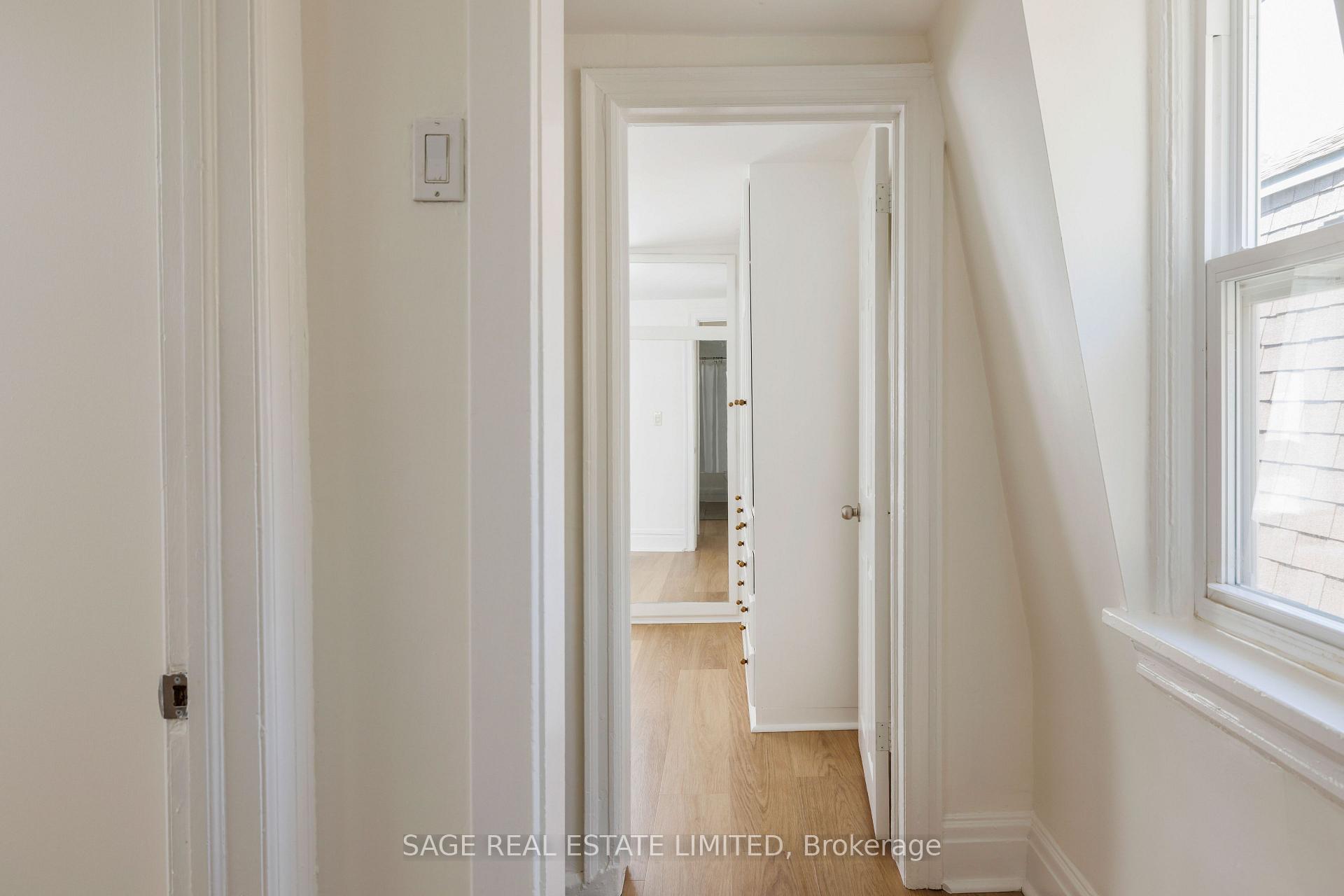Photo 29 of 250 Springdale Boulevard, Toronto, Danforth Village-East York — HOMEH