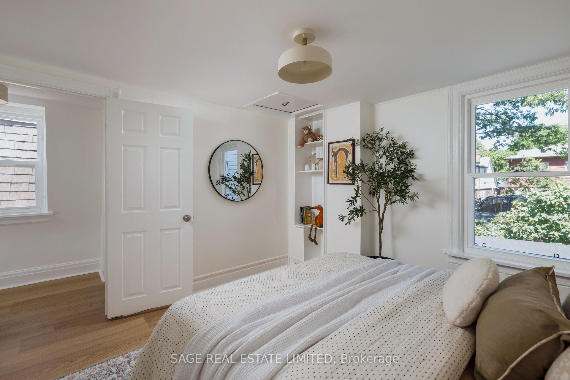 Photo 35 of 250 Springdale Boulevard, Toronto, Danforth Village-East York — HOMEH