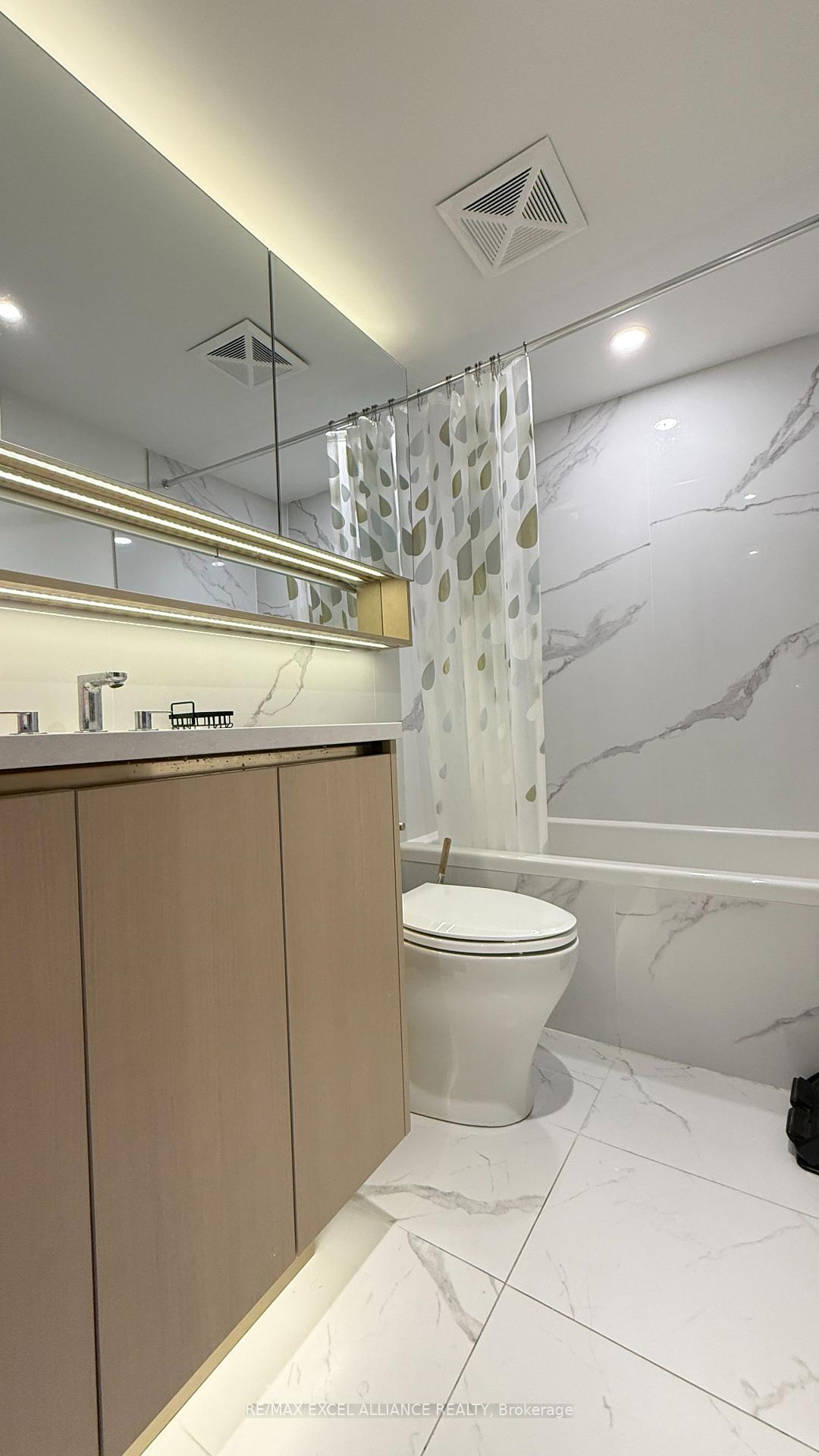Photo 10 of Unit 3506, 38 Widmer Street, Toronto, Waterfront Communities — HOMEH