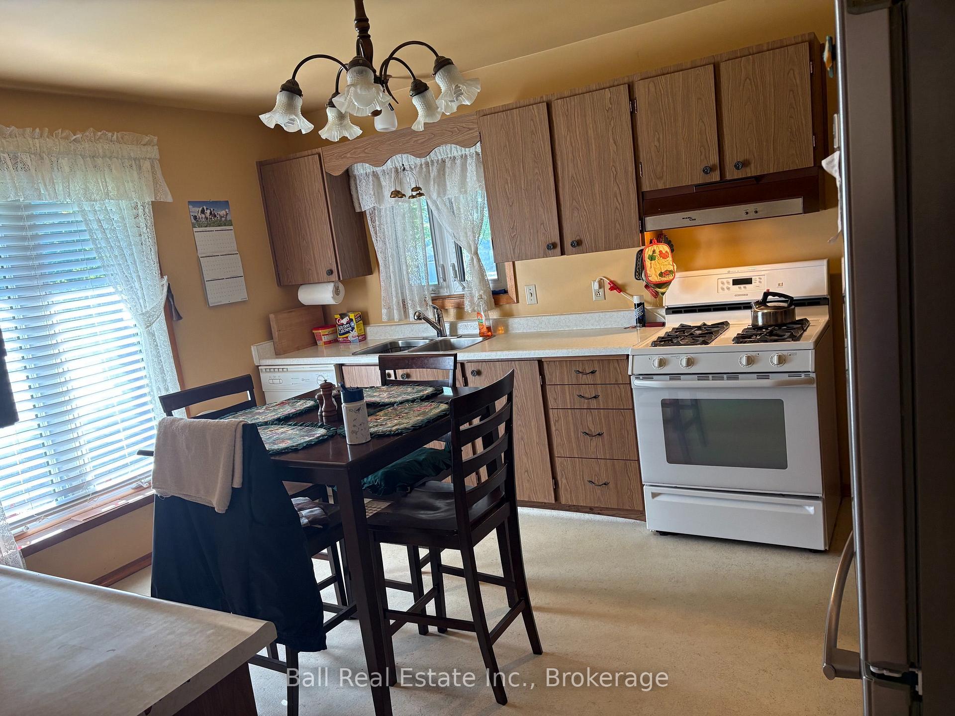 Photo 3 of 92 County Rd 40, Asphodel-Norwood, Norwood — HOMEH