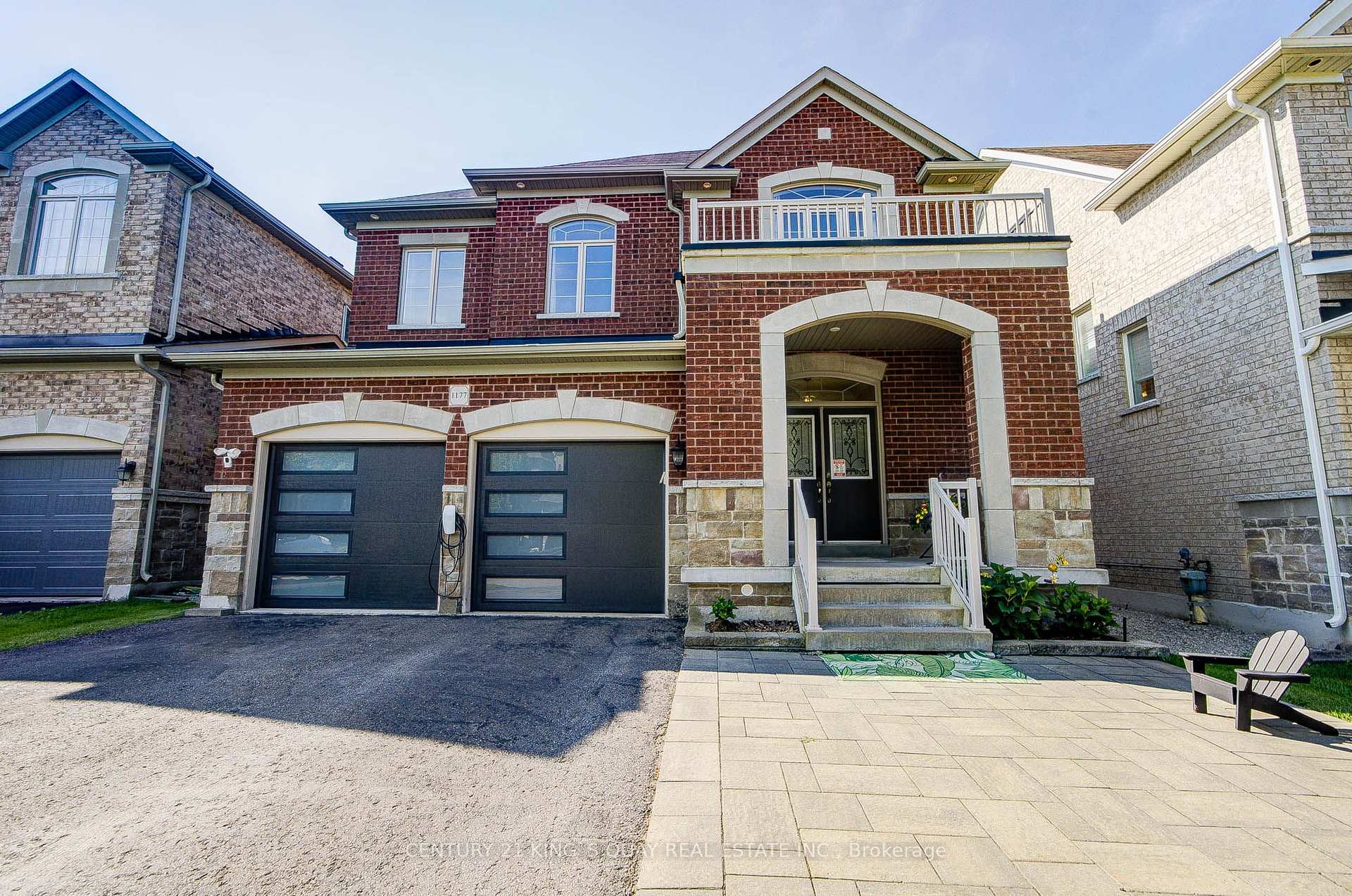 Photo 1 of 1177 Stuffles Crescent, Newmarket, Stonehaven-Wyndham — HOMEH