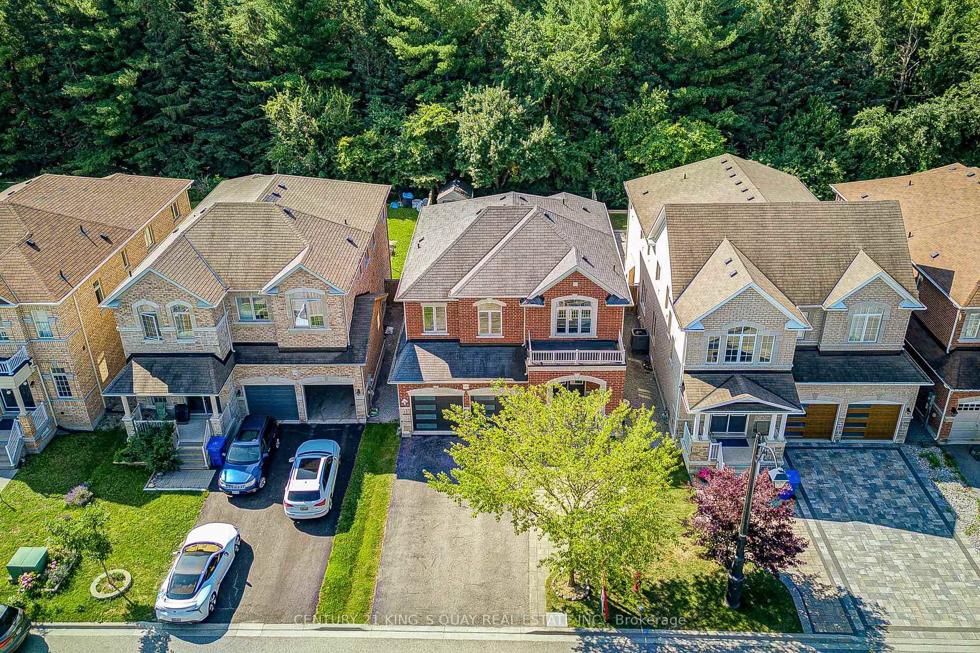 Photo 10 of 1177 Stuffles Crescent, Newmarket, Stonehaven-Wyndham — HOMEH