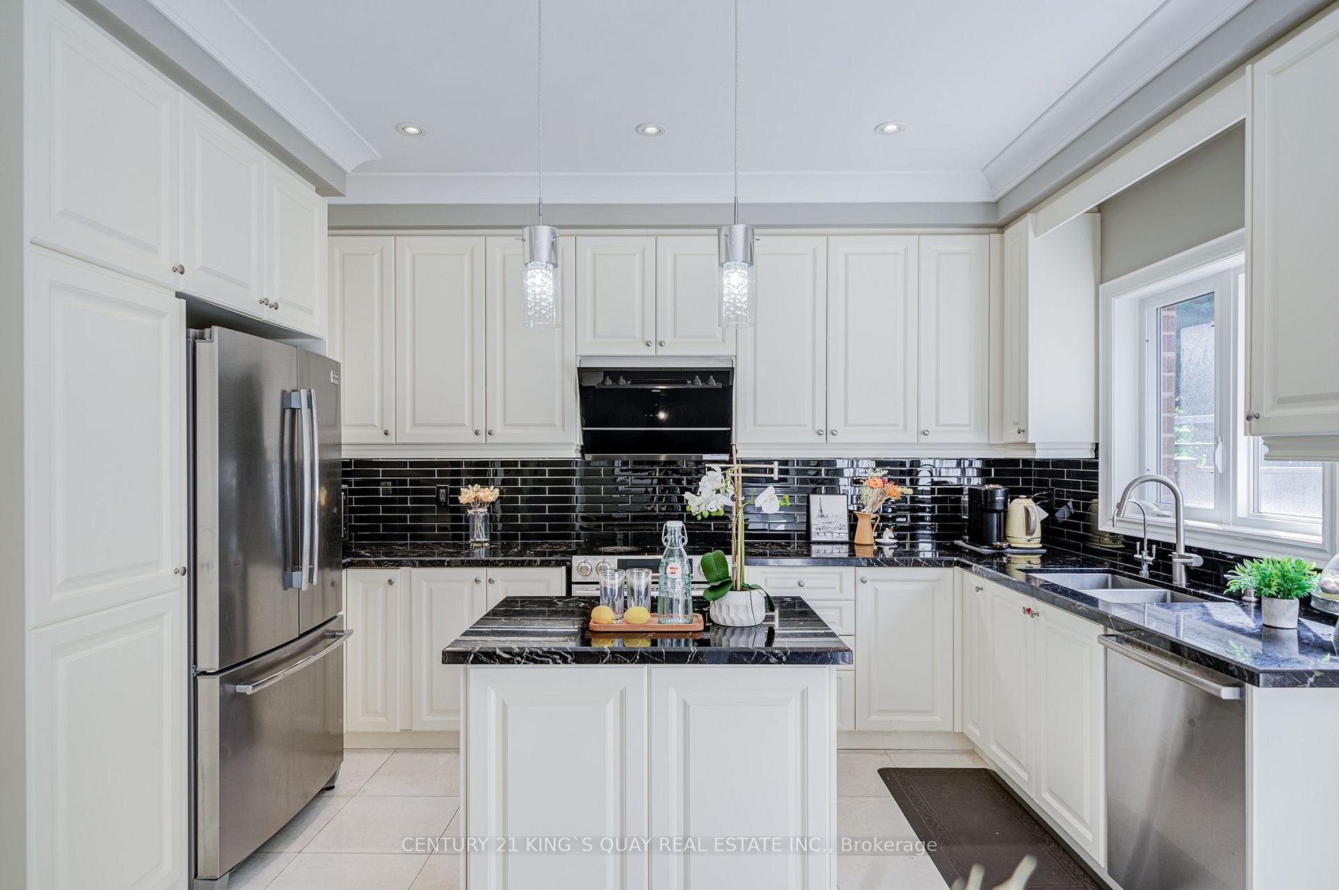 Photo 23 of 1177 Stuffles Crescent, Newmarket, Stonehaven-Wyndham — HOMEH