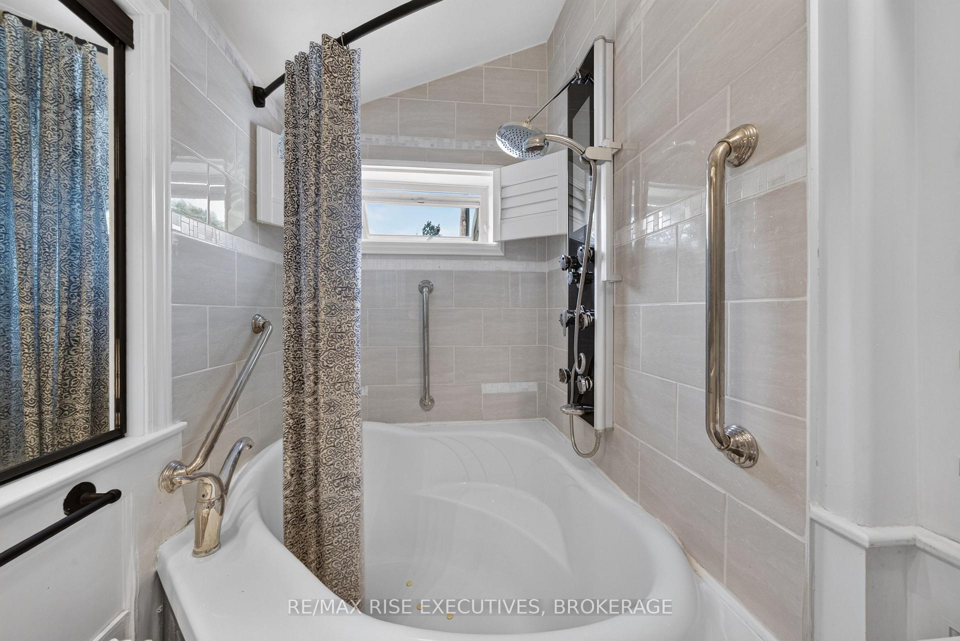 Photo 23 of 2990 Rutledge Road, Frontenac, Frontenac South — HOMEH