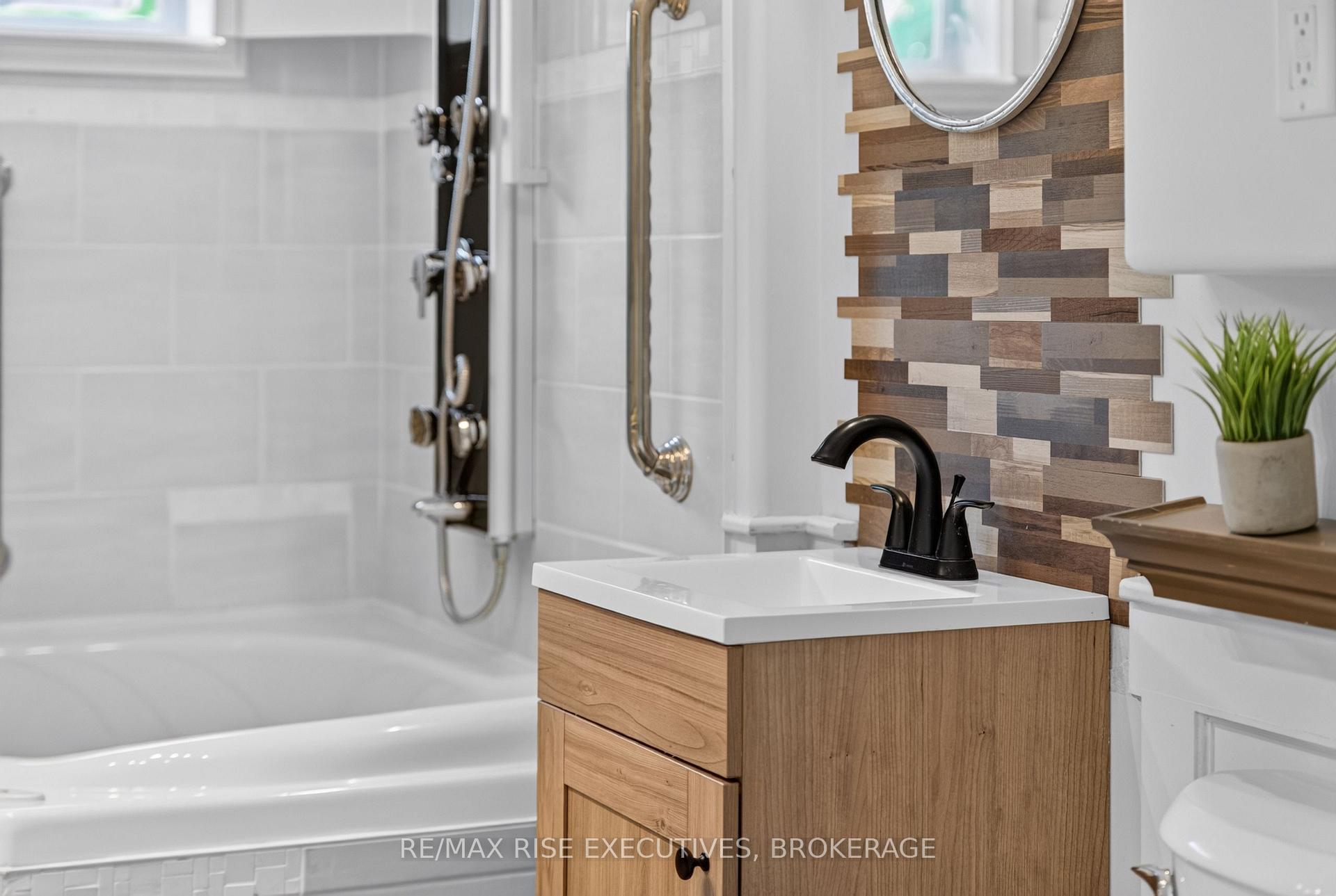 Photo 30 of 2990 Rutledge Road, Frontenac, Frontenac South — HOMEH