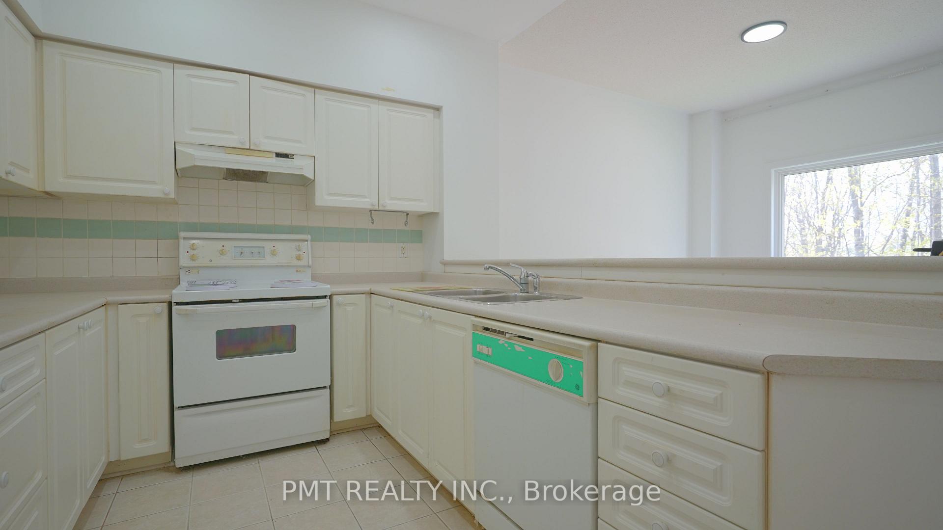 Photo 7 of Unit 18, 238 Galloway Road, Scarborough, West Hill — HOMEH