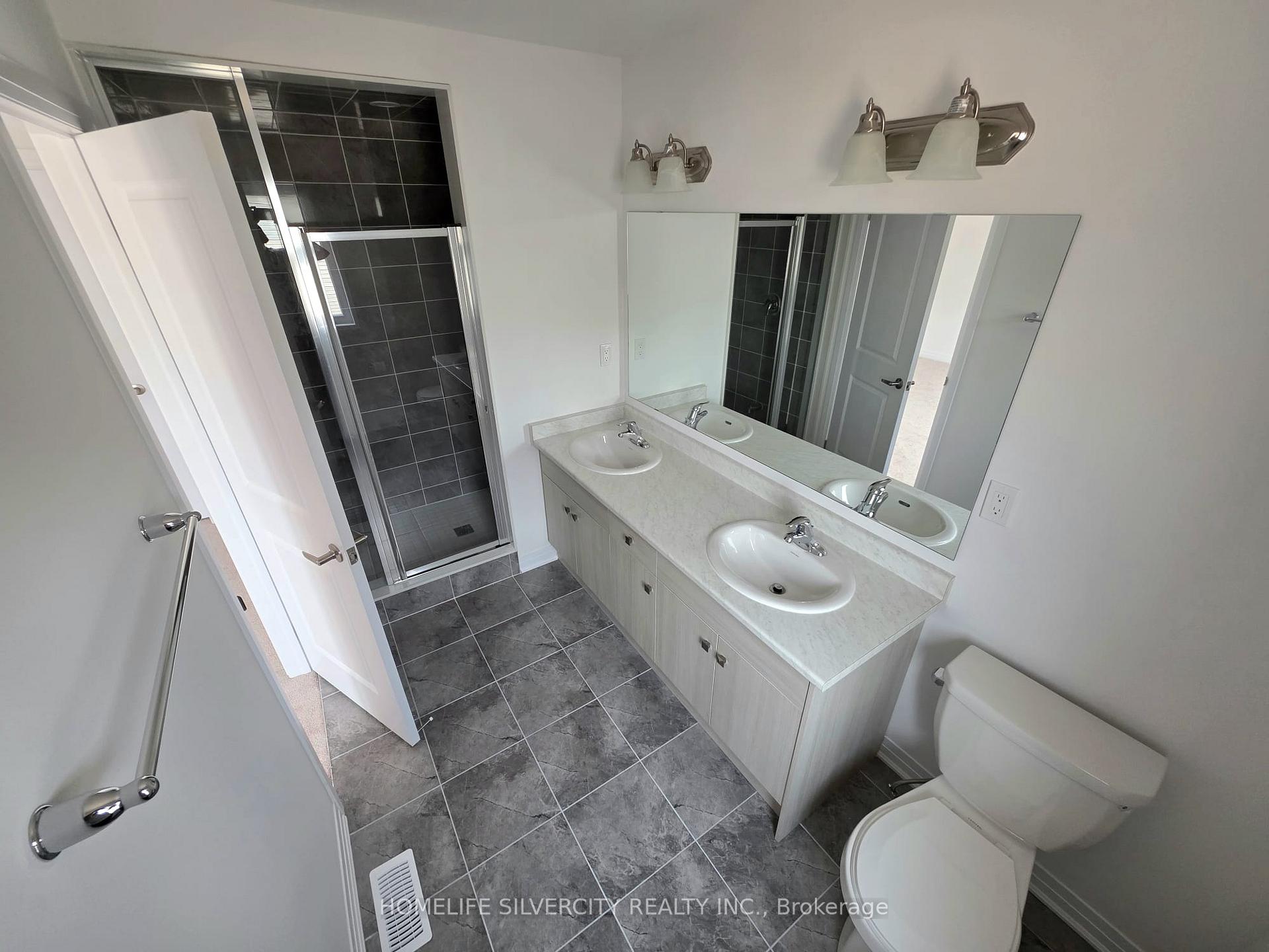 Photo 5 of 47 Manuel Street, Stratford — HOMEH