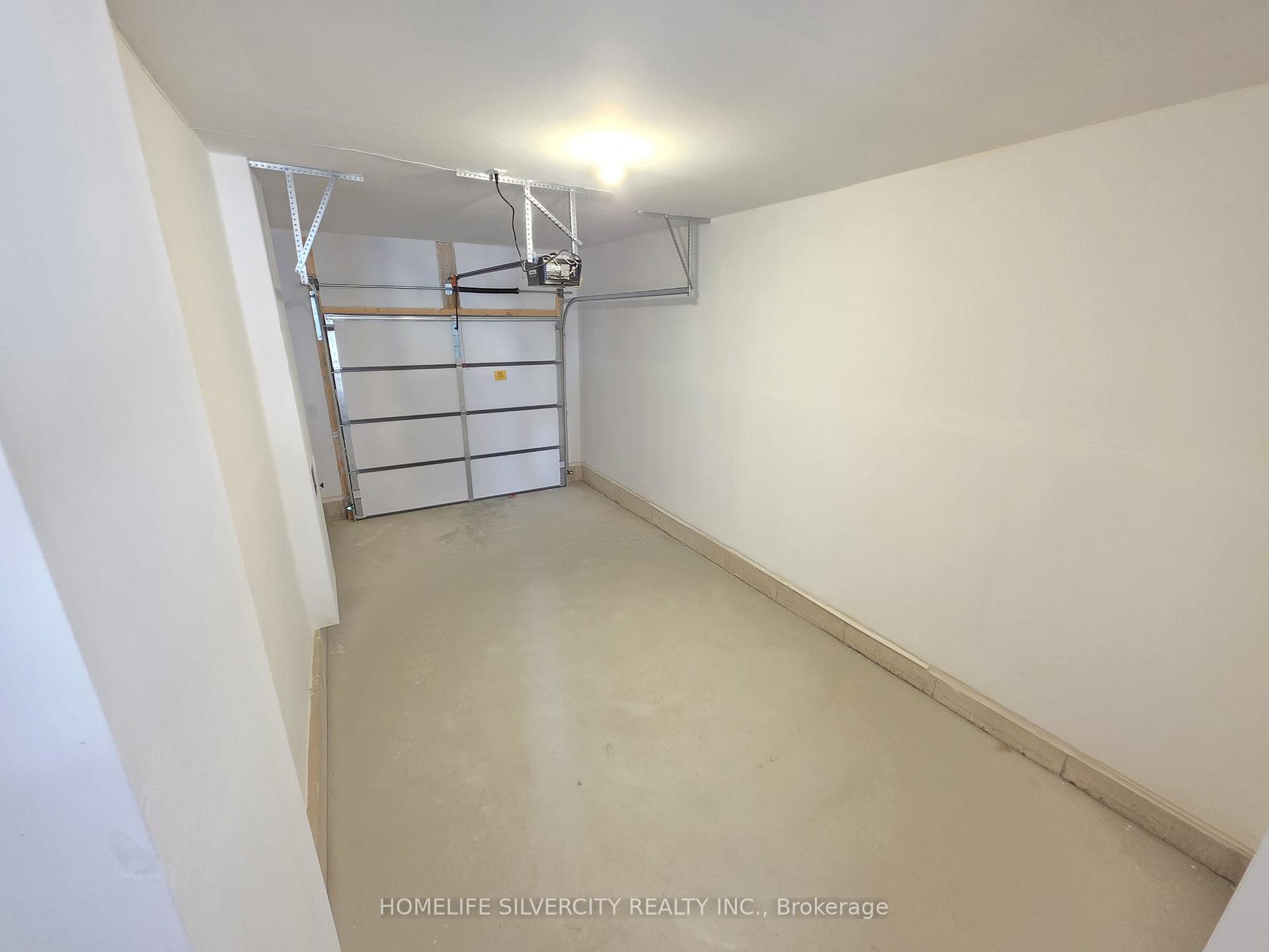 Photo 7 of 47 Manuel Street, Stratford — HOMEH