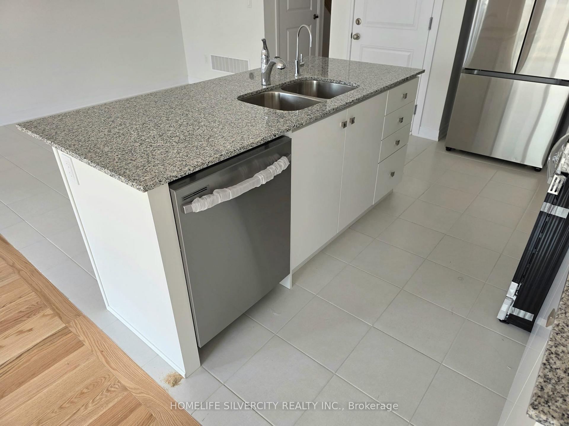 Photo 10 of 47 Manuel Street, Stratford — HOMEH