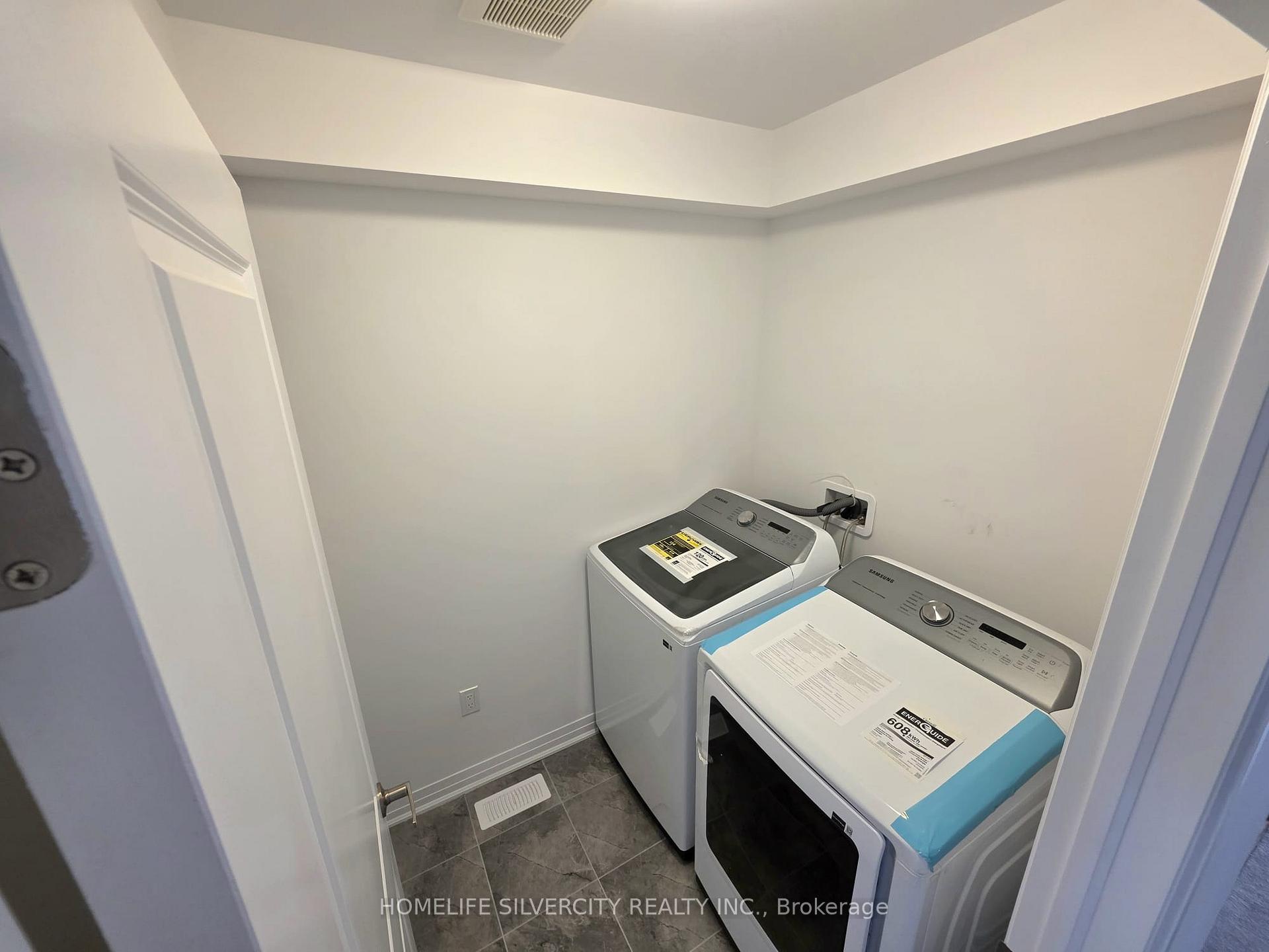 Photo 12 of 47 Manuel Street, Stratford — HOMEH