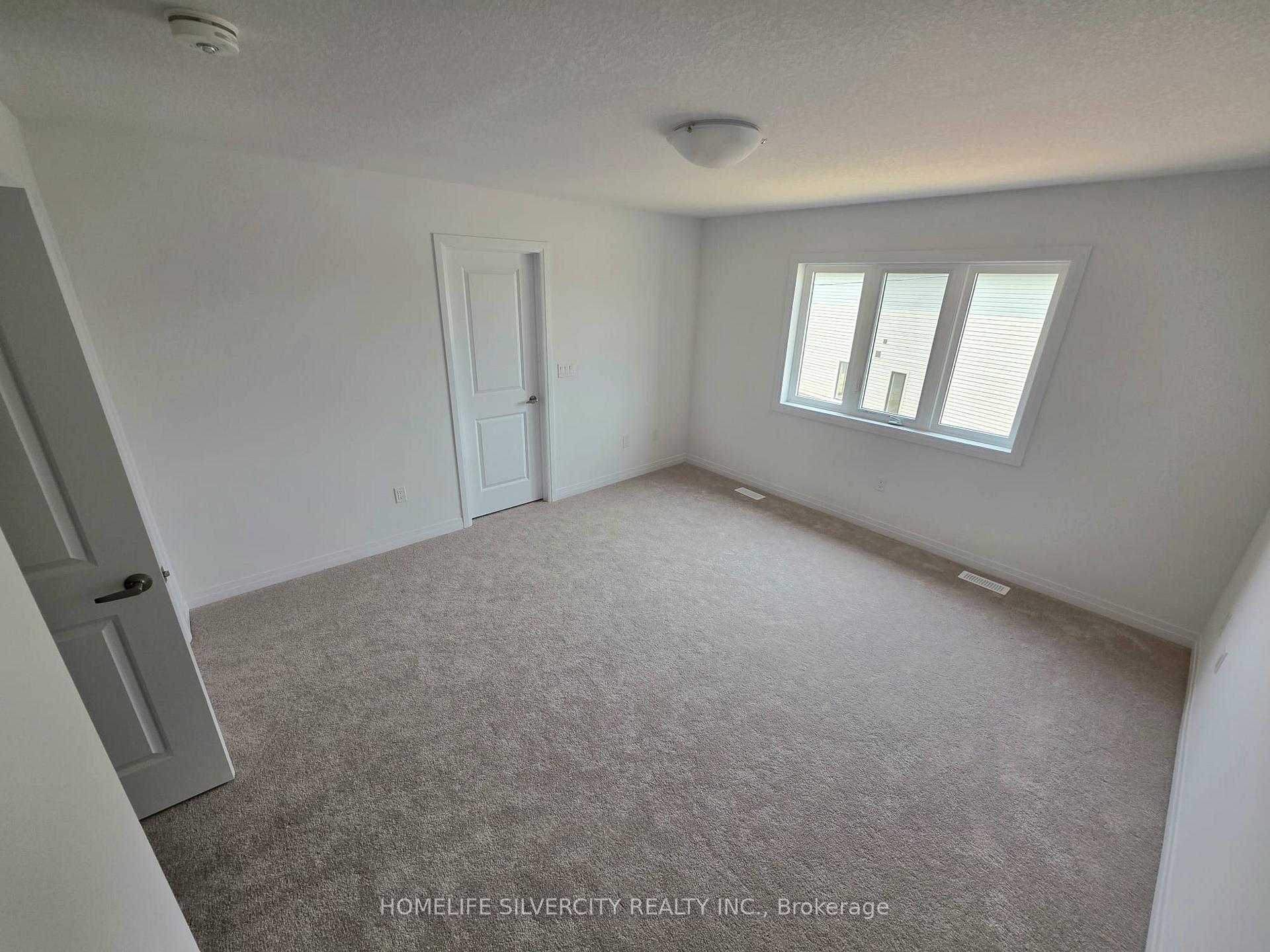 Photo 13 of 47 Manuel Street, Stratford — HOMEH