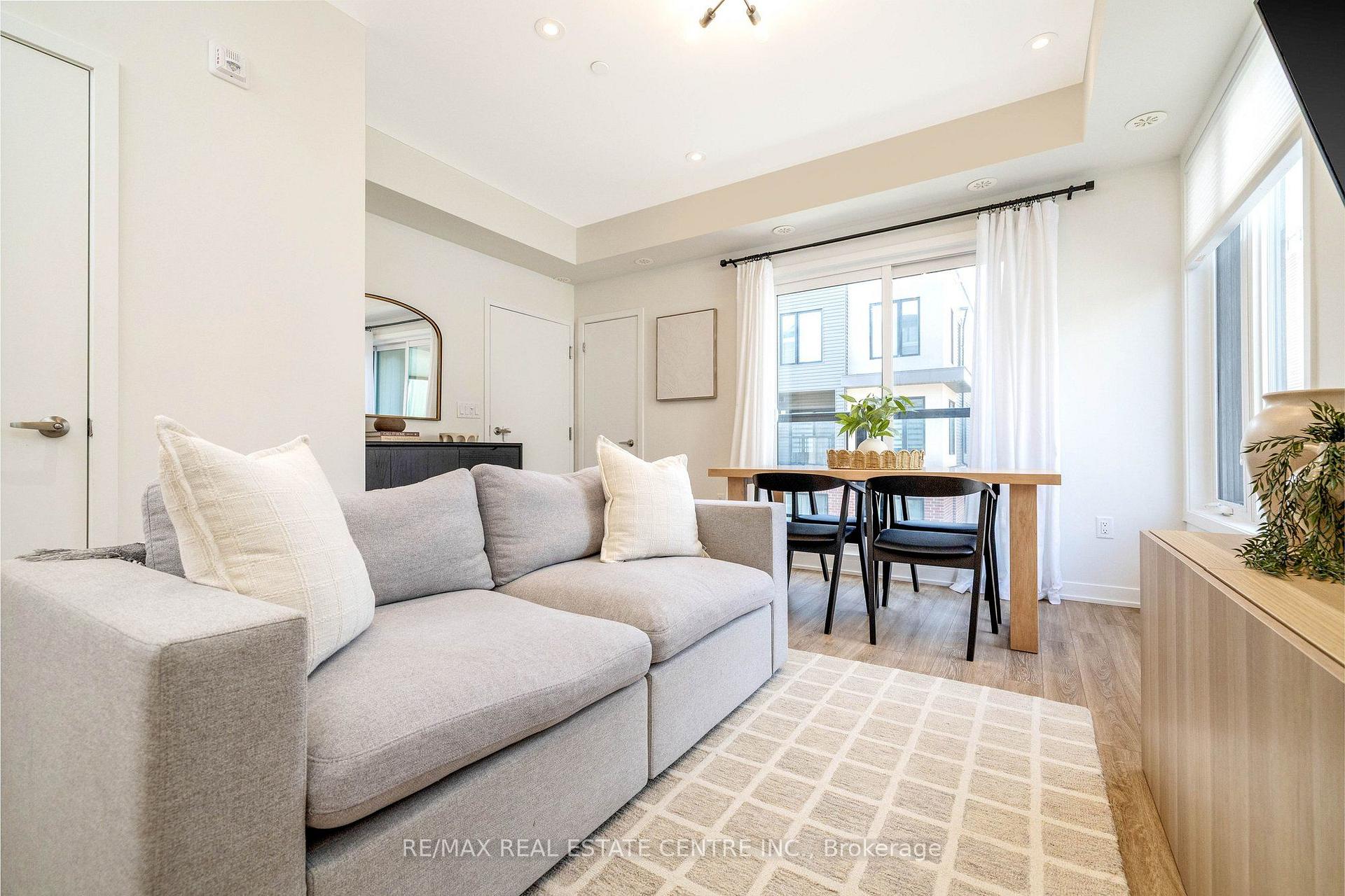 Photo 12 of Unit 18, 3409 Ridgeway Drive, Mississauga, Erin Mills — HOMEH