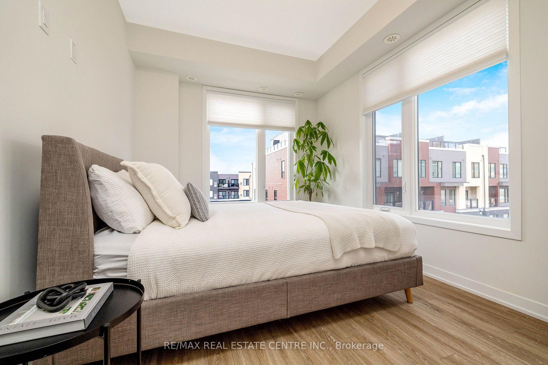 Photo 22 of Unit 18, 3409 Ridgeway Drive, Mississauga, Erin Mills — HOMEH