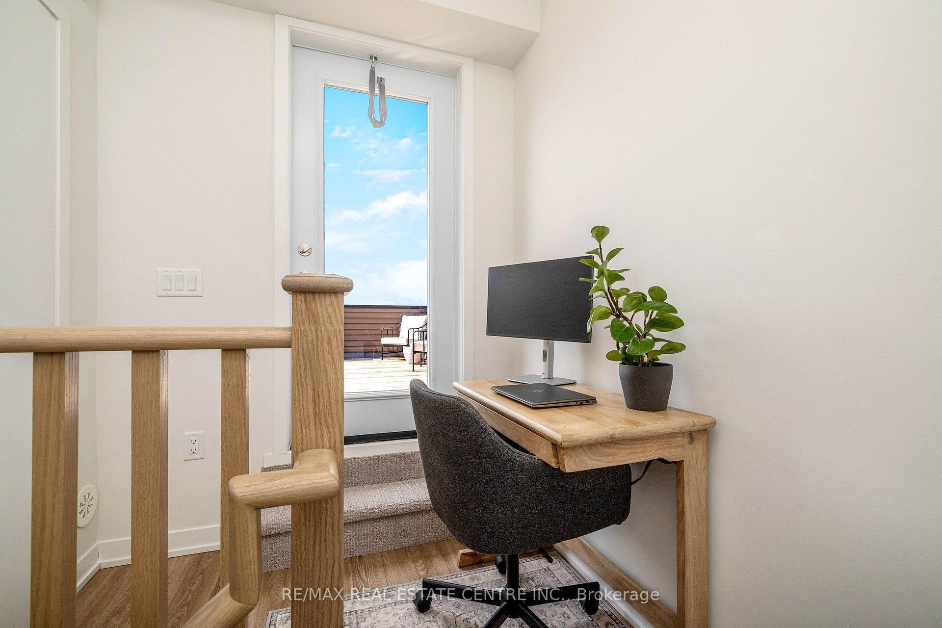 Photo 33 of Unit 18, 3409 Ridgeway Drive, Mississauga, Erin Mills — HOMEH