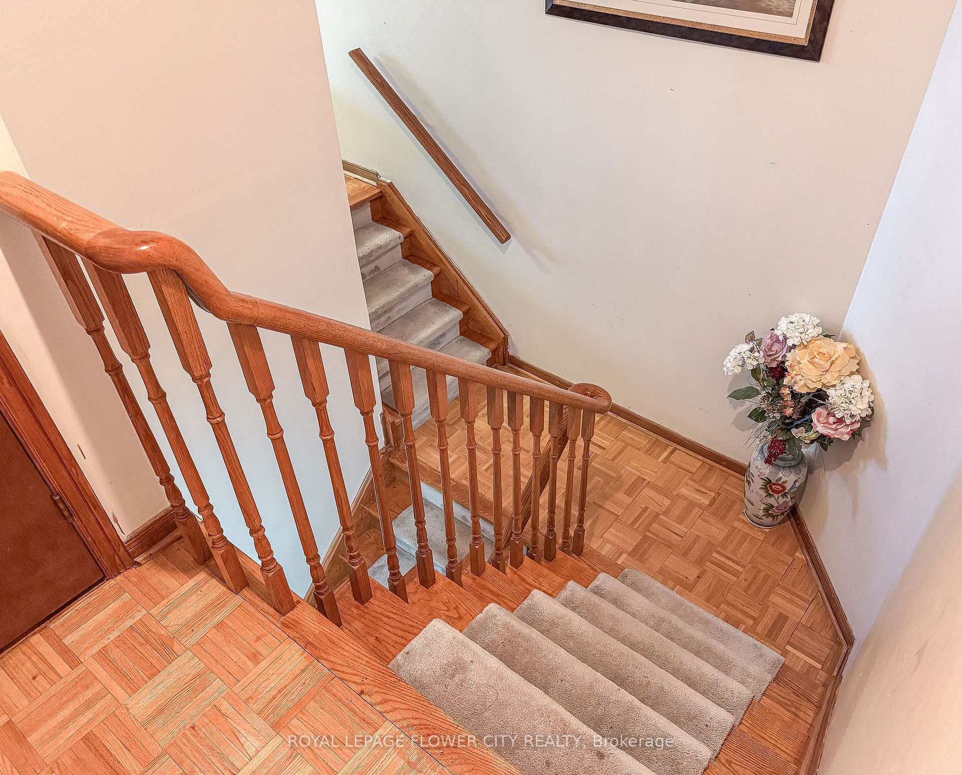 Photo 16 of 19 Fallen Oak Court, Brampton, Fletcher's Creek South — HOMEH