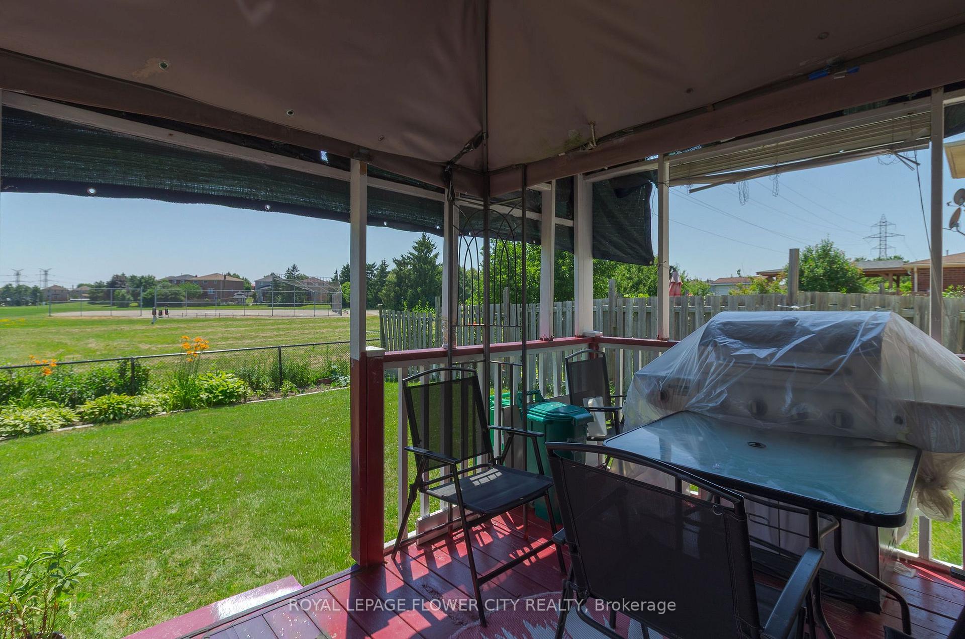 Photo 34 of 19 Fallen Oak Court, Brampton, Fletcher's Creek South — HOMEH