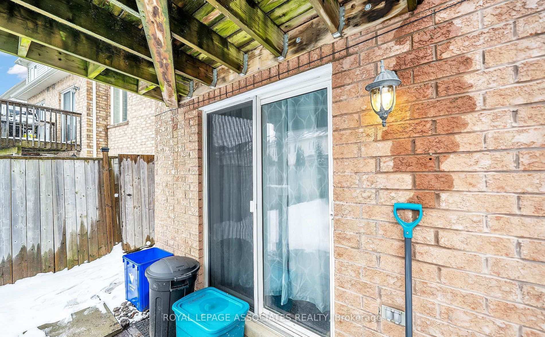 Photo 59 of 164 Dewell Crescent, Clarington, Courtice — HOMEH