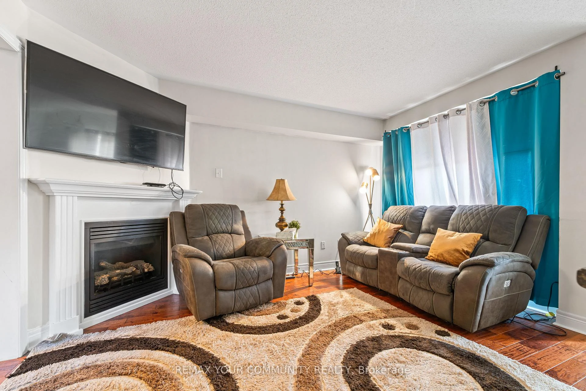 Photo 26 of 164 Dewell Crescent, Clarington, Courtice — HOMEH