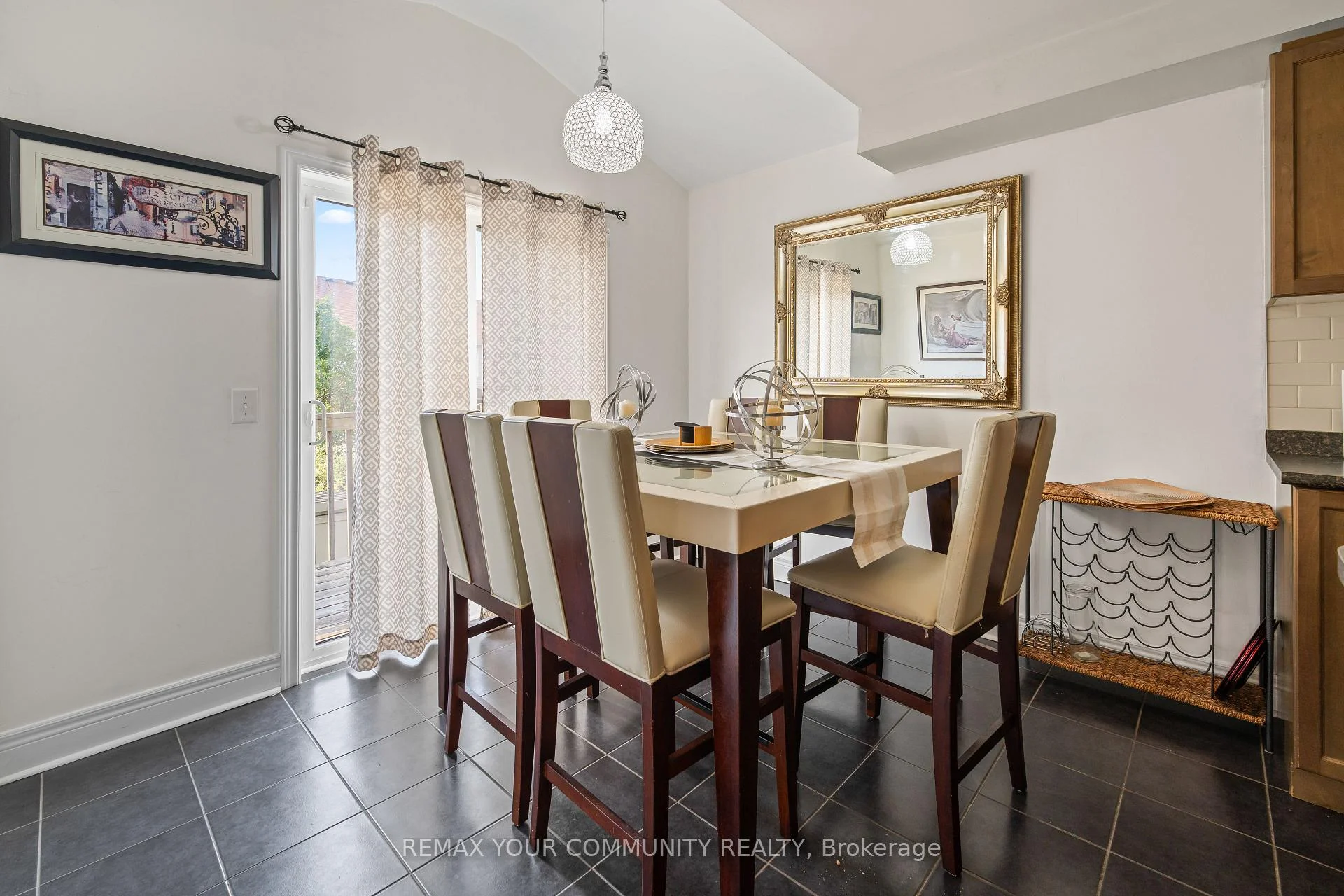 Photo 36 of 164 Dewell Crescent, Clarington, Courtice — HOMEH