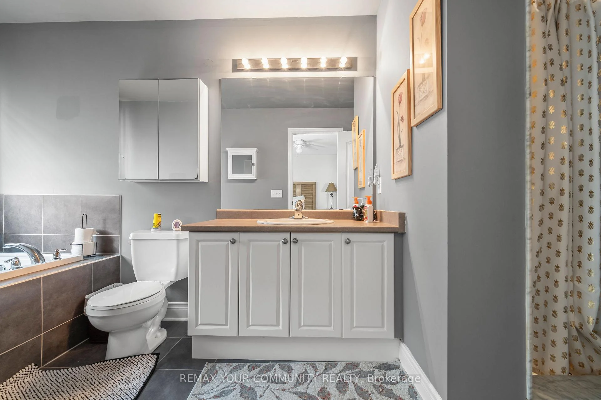 Photo 50 of 164 Dewell Crescent, Clarington, Courtice — HOMEH