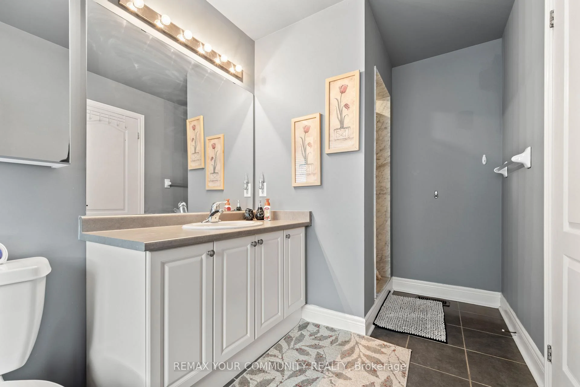 Photo 56 of 164 Dewell Crescent, Clarington, Courtice — HOMEH
