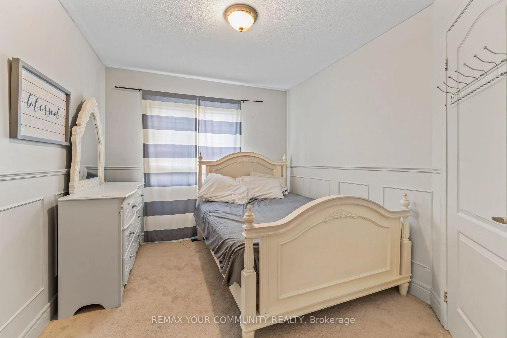 Photo 58 of 164 Dewell Crescent, Clarington, Courtice — HOMEH