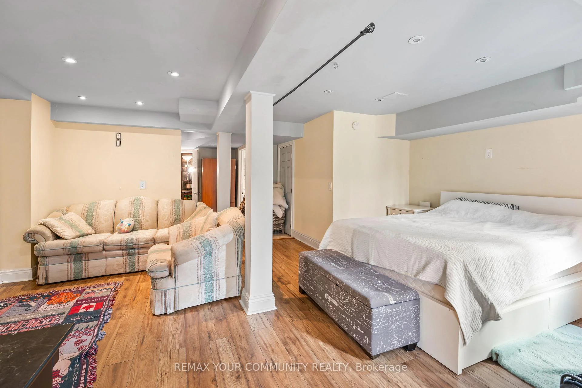 Photo 63 of 164 Dewell Crescent, Clarington, Courtice — HOMEH